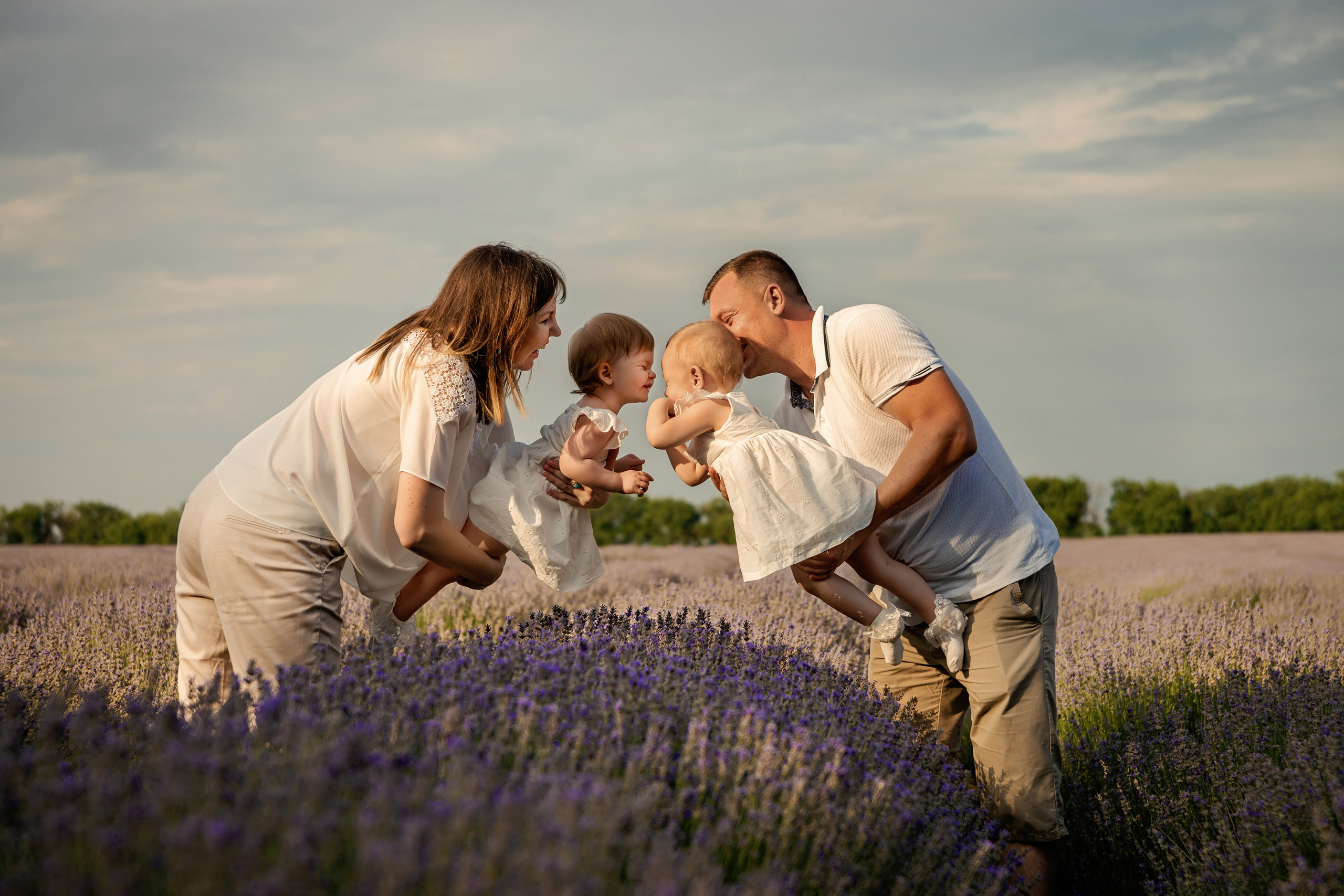 ФОТОГРАФ КИШИНЁВ.ПОРТРЕТ.ИНДИВИДУАЛЬНАЯ ФОТОСЕССИЯ.БИЗНЕС ПОРТРЕТ.СЕМЕЙНАЯ ФОТОСЕССИЯ.БЕРЕМЕННОСТЬ.КРЕЩЕНИЕ.МОЛДОВА, КИШИНЁВ