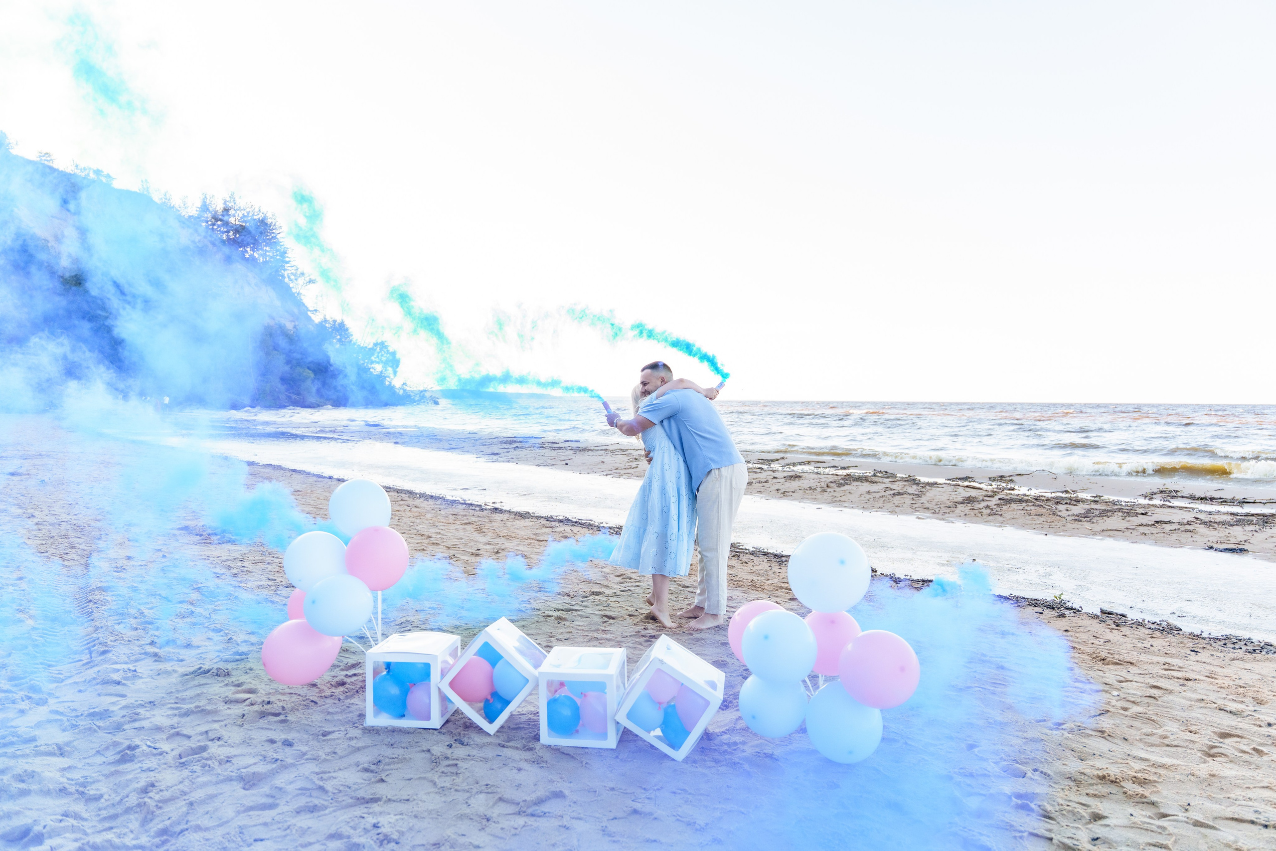 Гендер паті на Київському морі. Family photographer in Kiev Natalia Shkavron