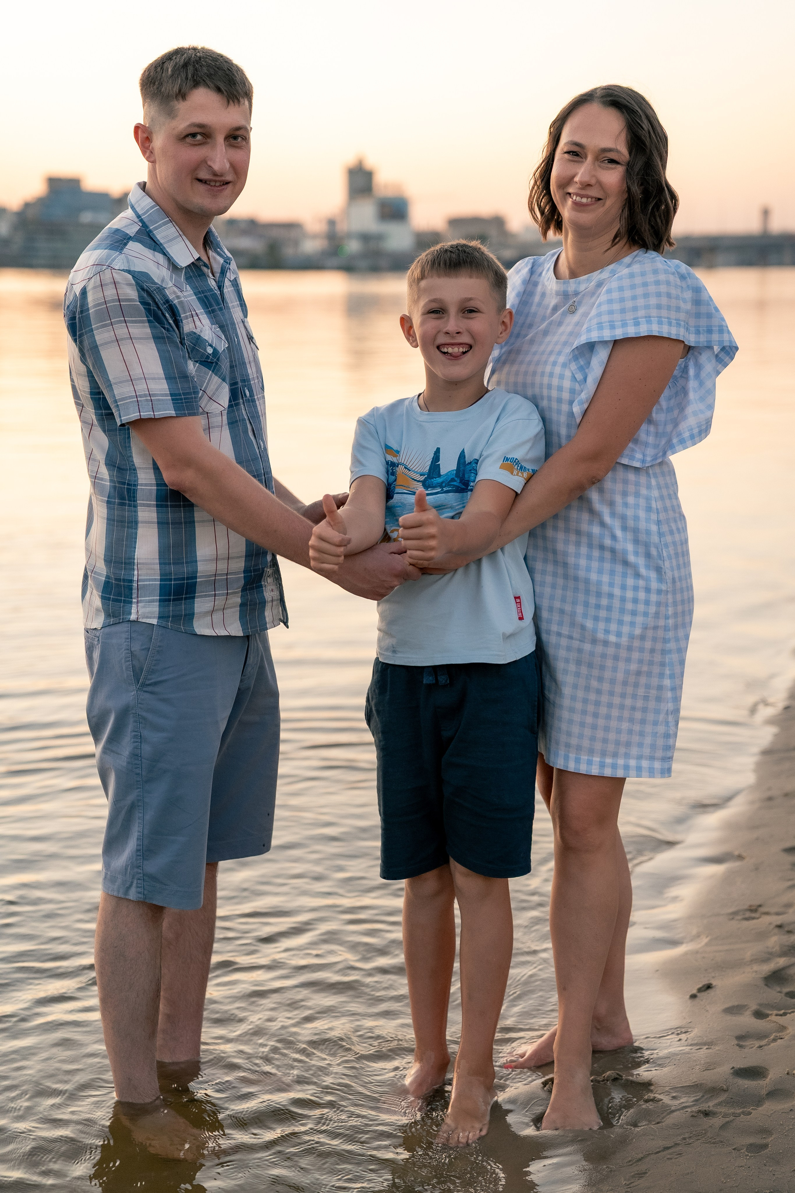 Сімейна фотосесія на Трухановому острові. Сімейний фотограф Київ Наталія Шкаврон