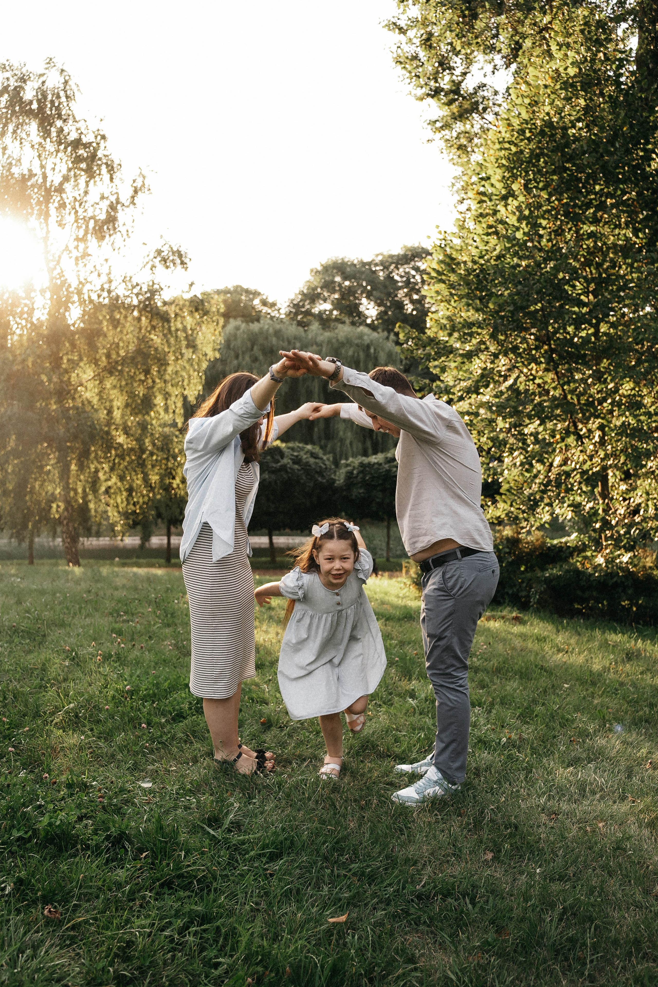 Сімейна фотосесія в парку. Сімейний фотограф Київ Наталія Шкаврон