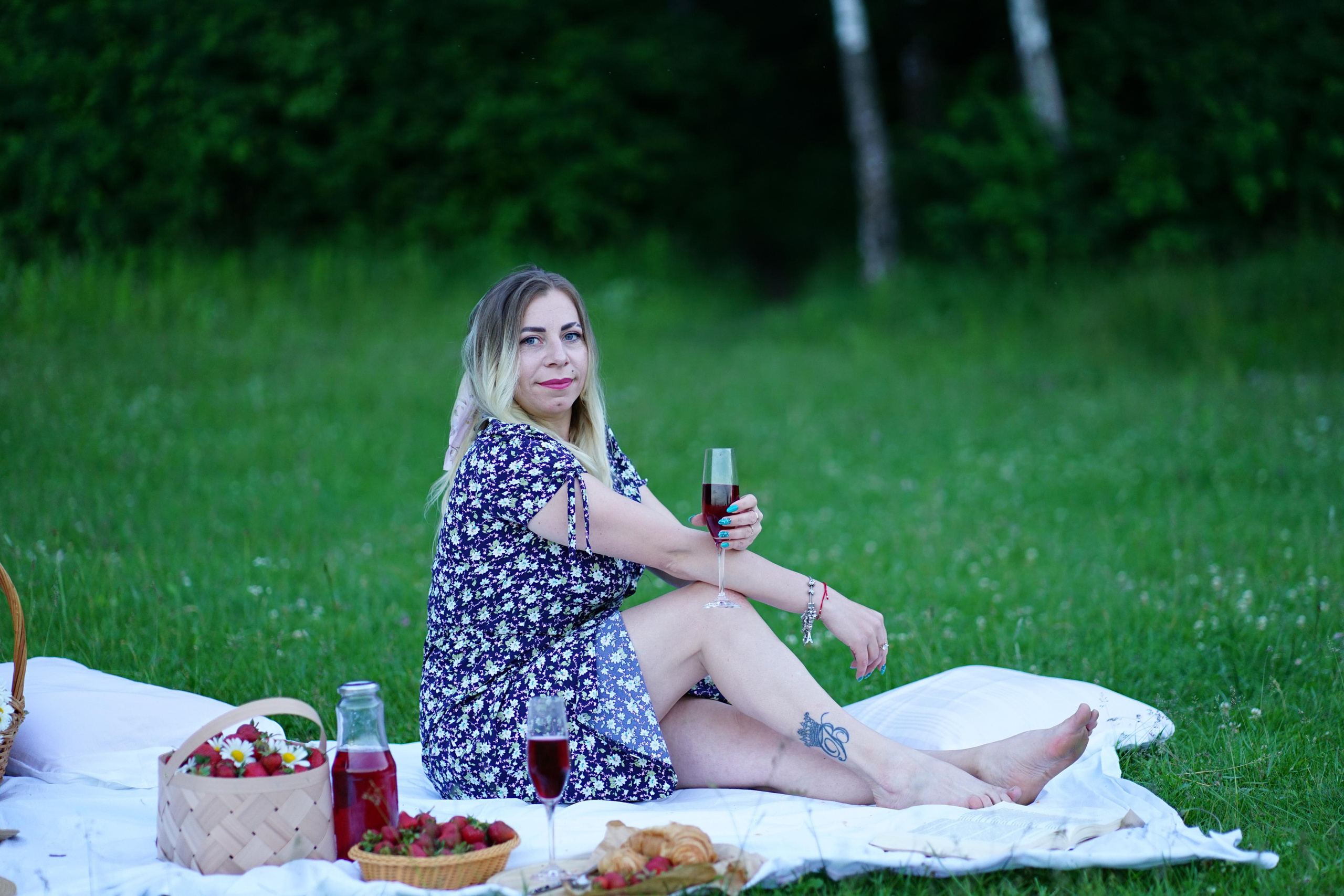 Фотосесія в стилі пікнік мама та син. Сімейний фотограф Київ Наталія Шкаврон