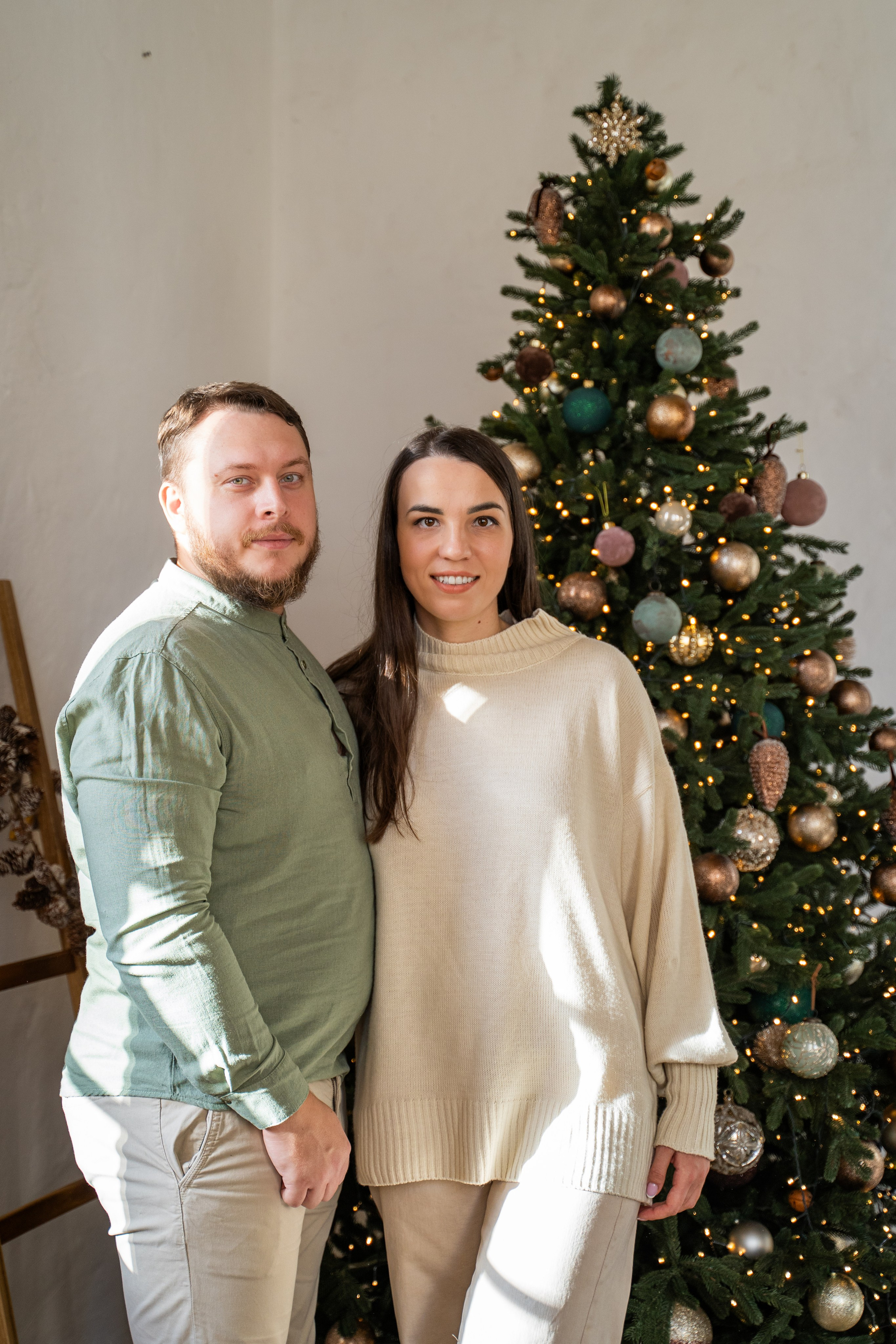 Сімейна новорічна фотосесія в студїі. Сімейний фотограф Київ Наталія Шкаврон