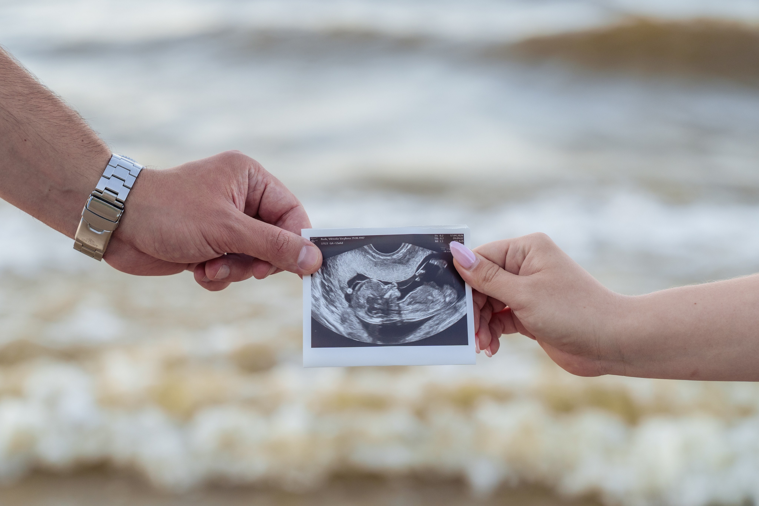 Гендер паті на Київському морі. Family photographer in Kiev Natalia Shkavron