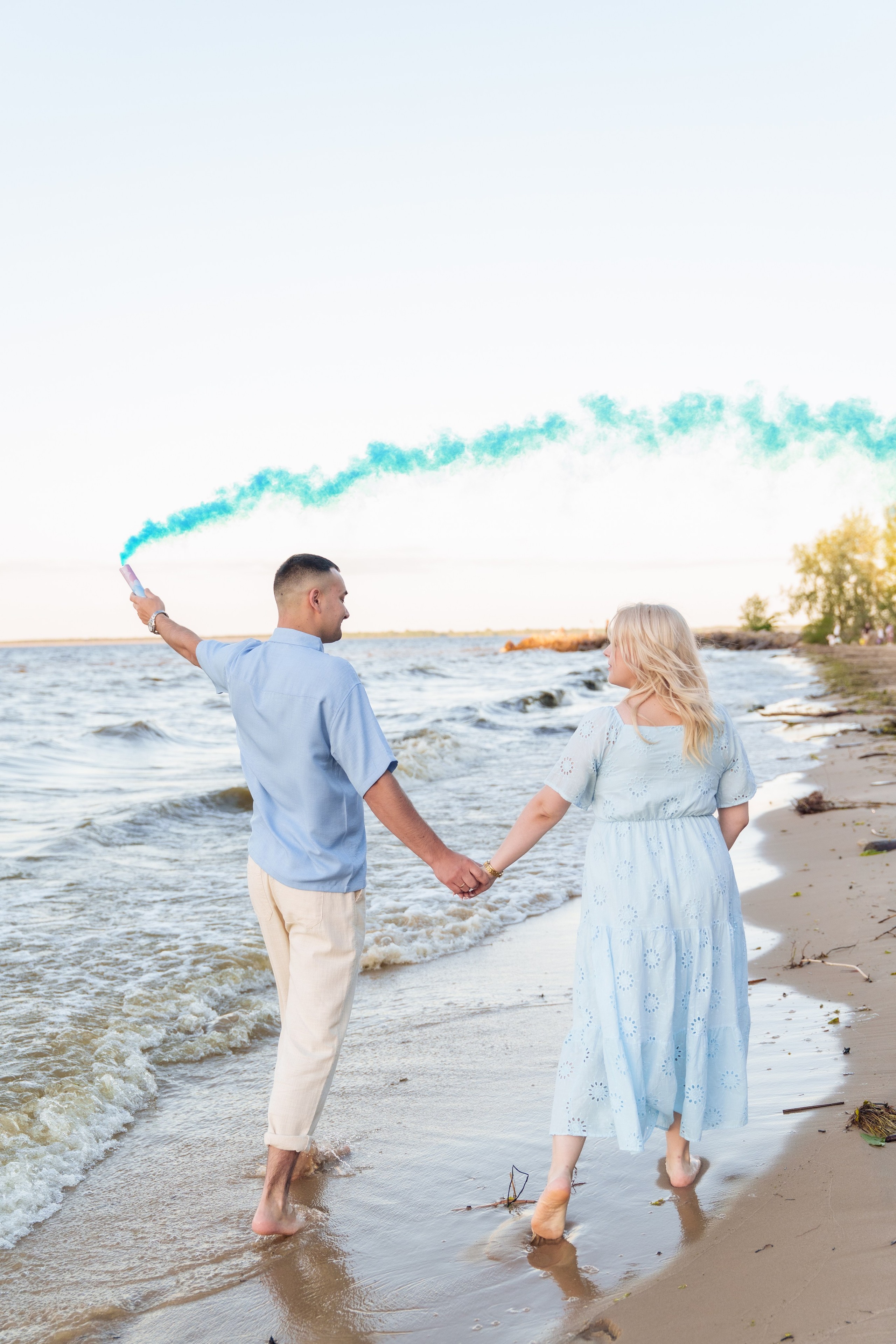 Гендер паті на Київському морі. Family photographer in Kiev Natalia Shkavron