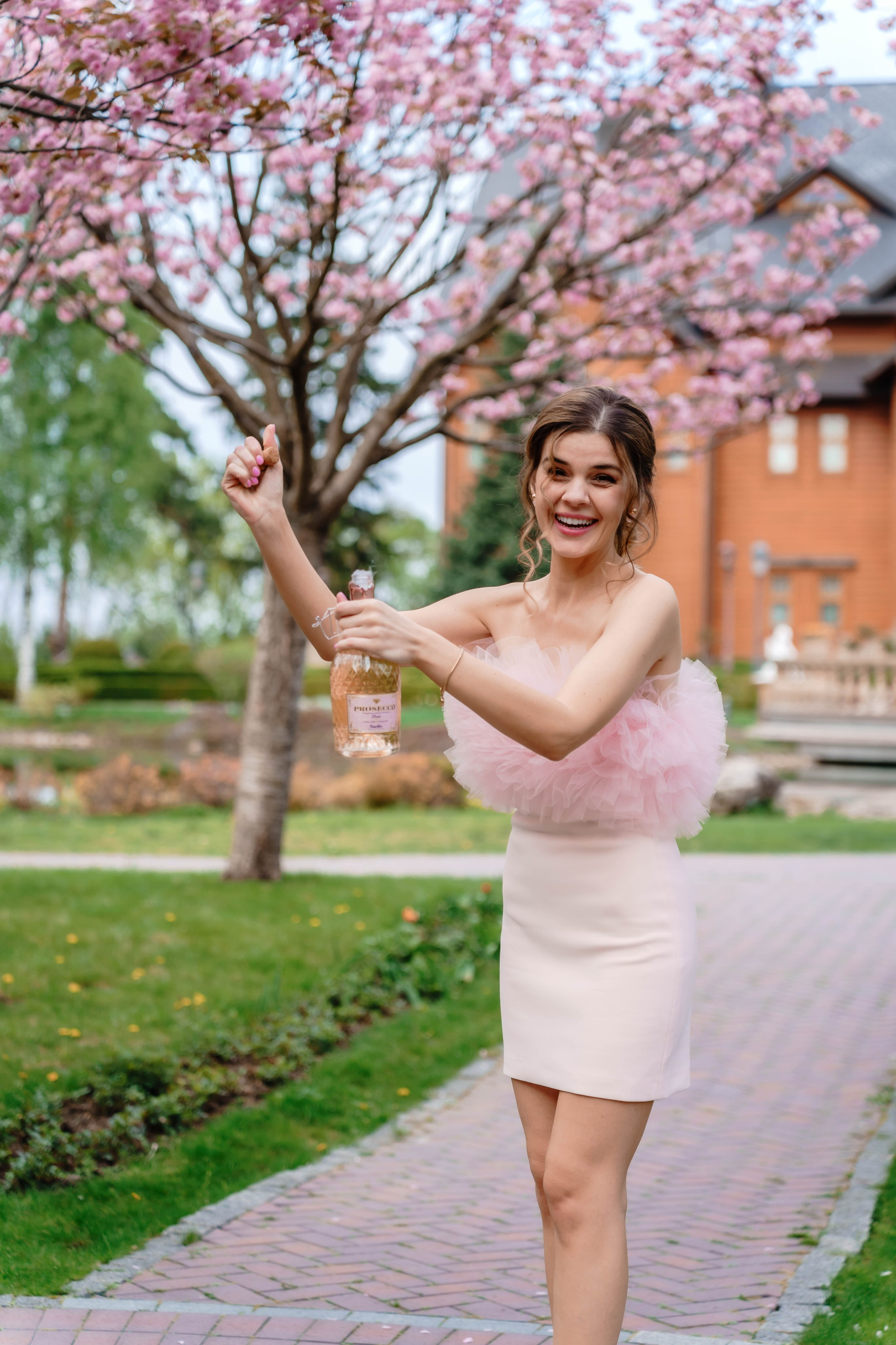 Фотосесія в сакурах. Family photographer in Kiev Natalia Shkavron