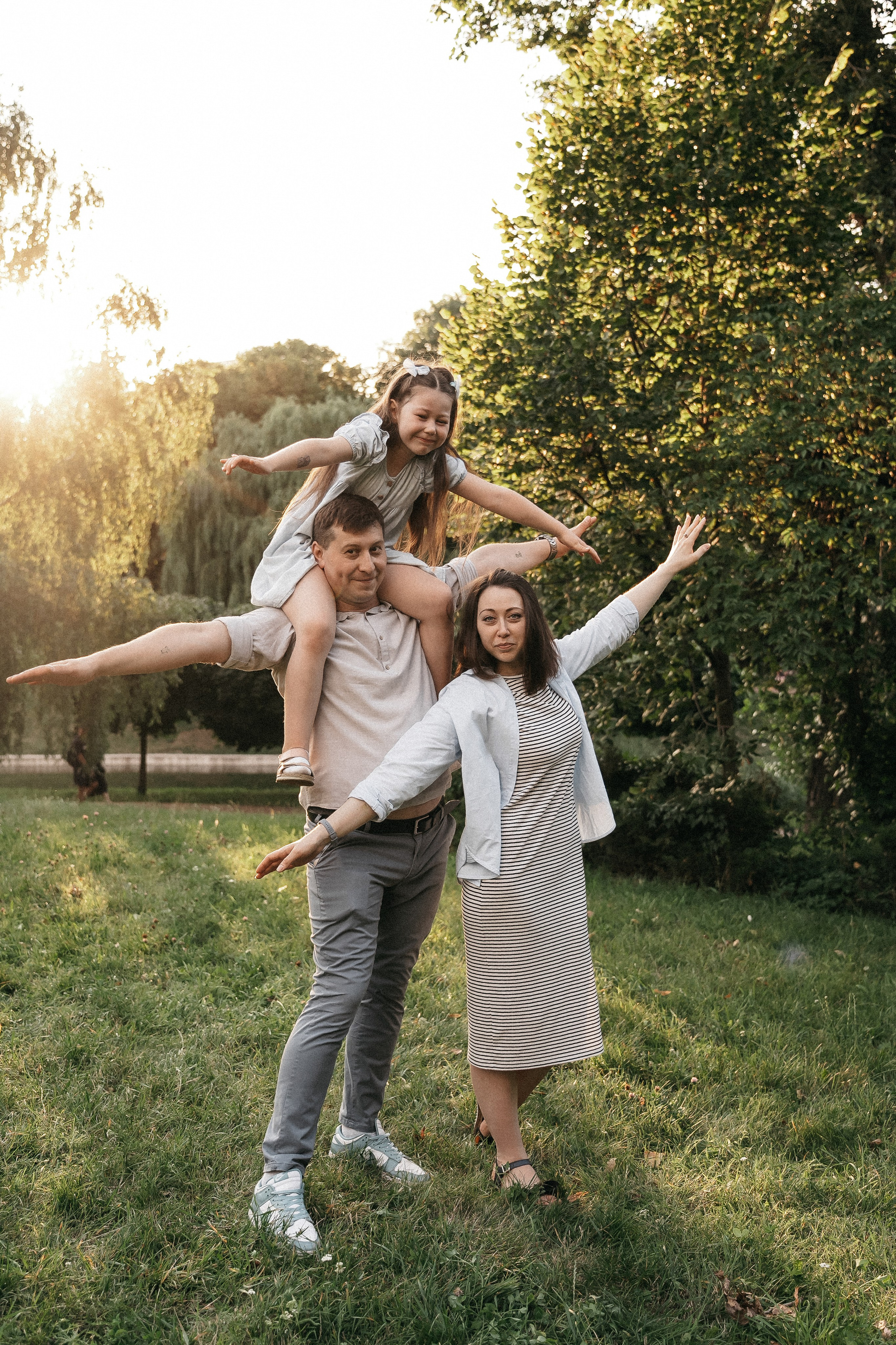 Сімейна фотосесія в парку. Сімейний фотограф Київ Наталія Шкаврон
