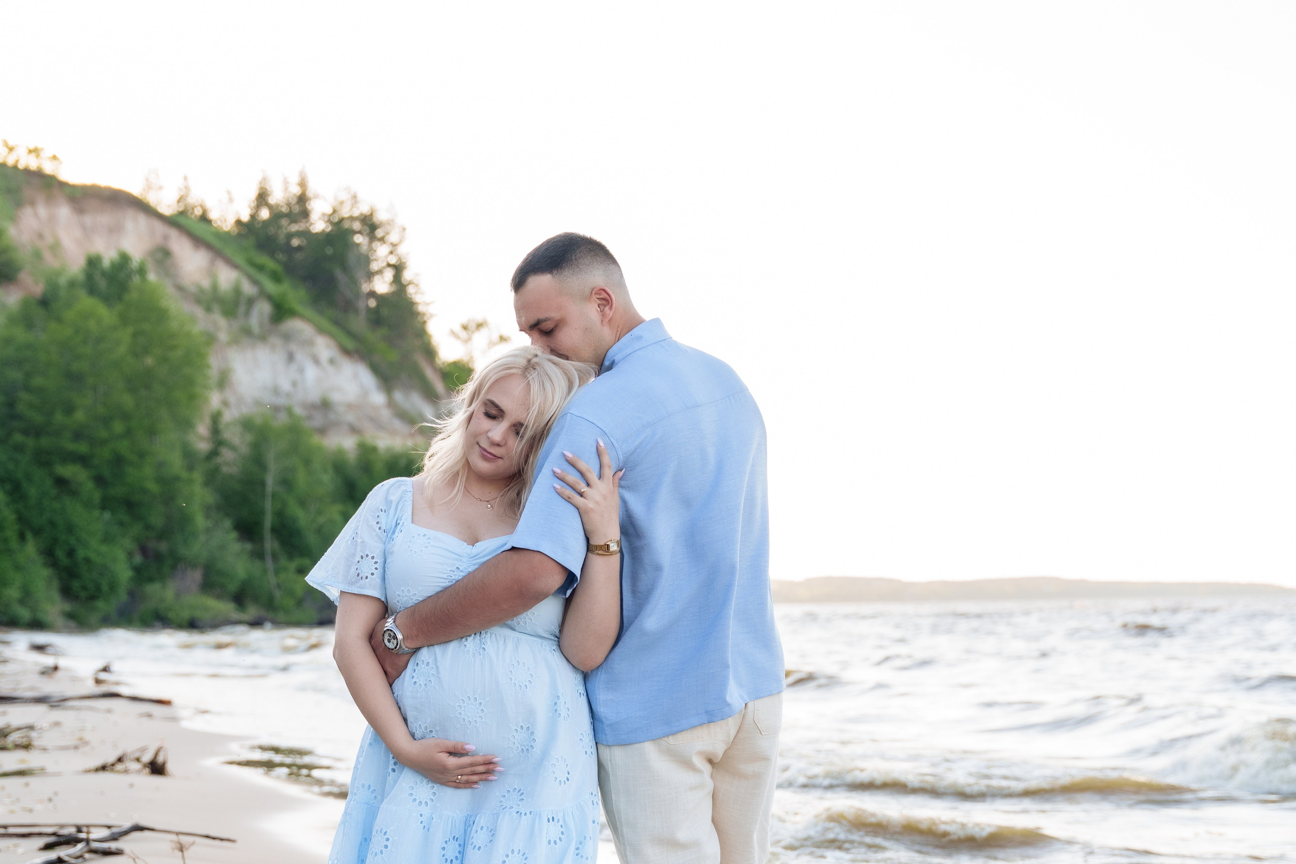 Гендер паті на Київському морі. Family photographer in Kiev Natalia Shkavron