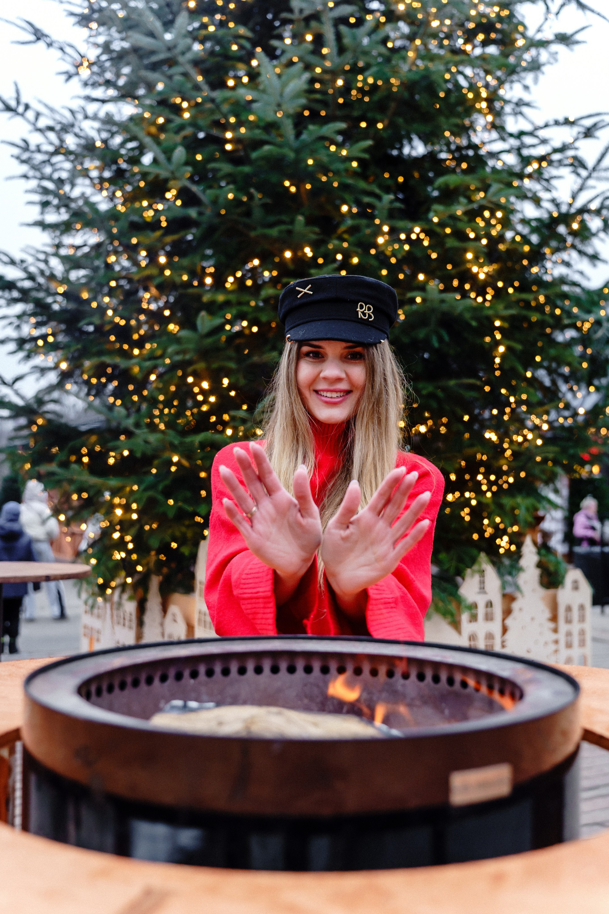 Новорічна індивідуальна фотосесія на ВДНГ. Сімейний фотограф Київ Наталія Шкаврон