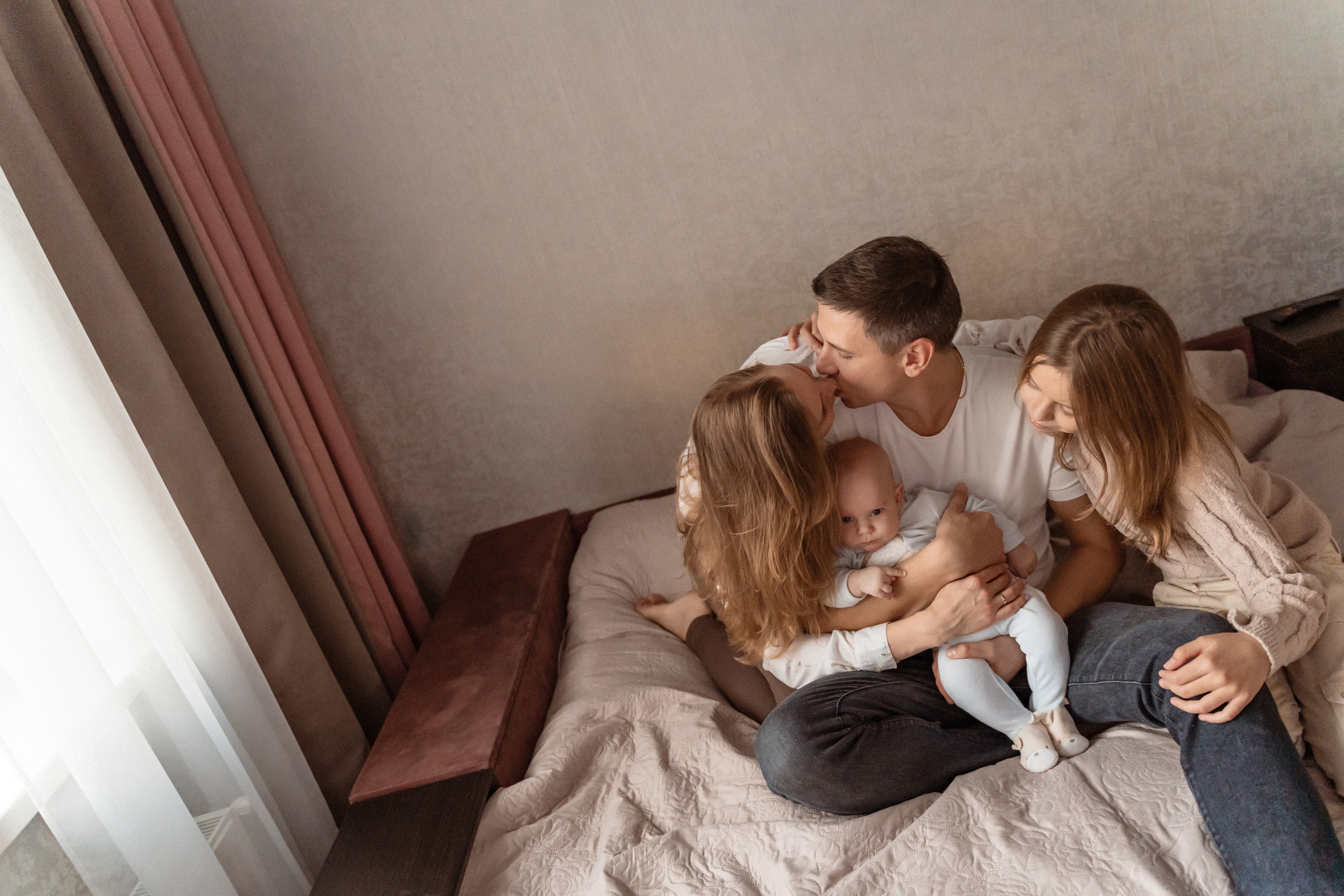 Домашня фотосесія. Сімейний фотограф Київ Наталія Шкаврон