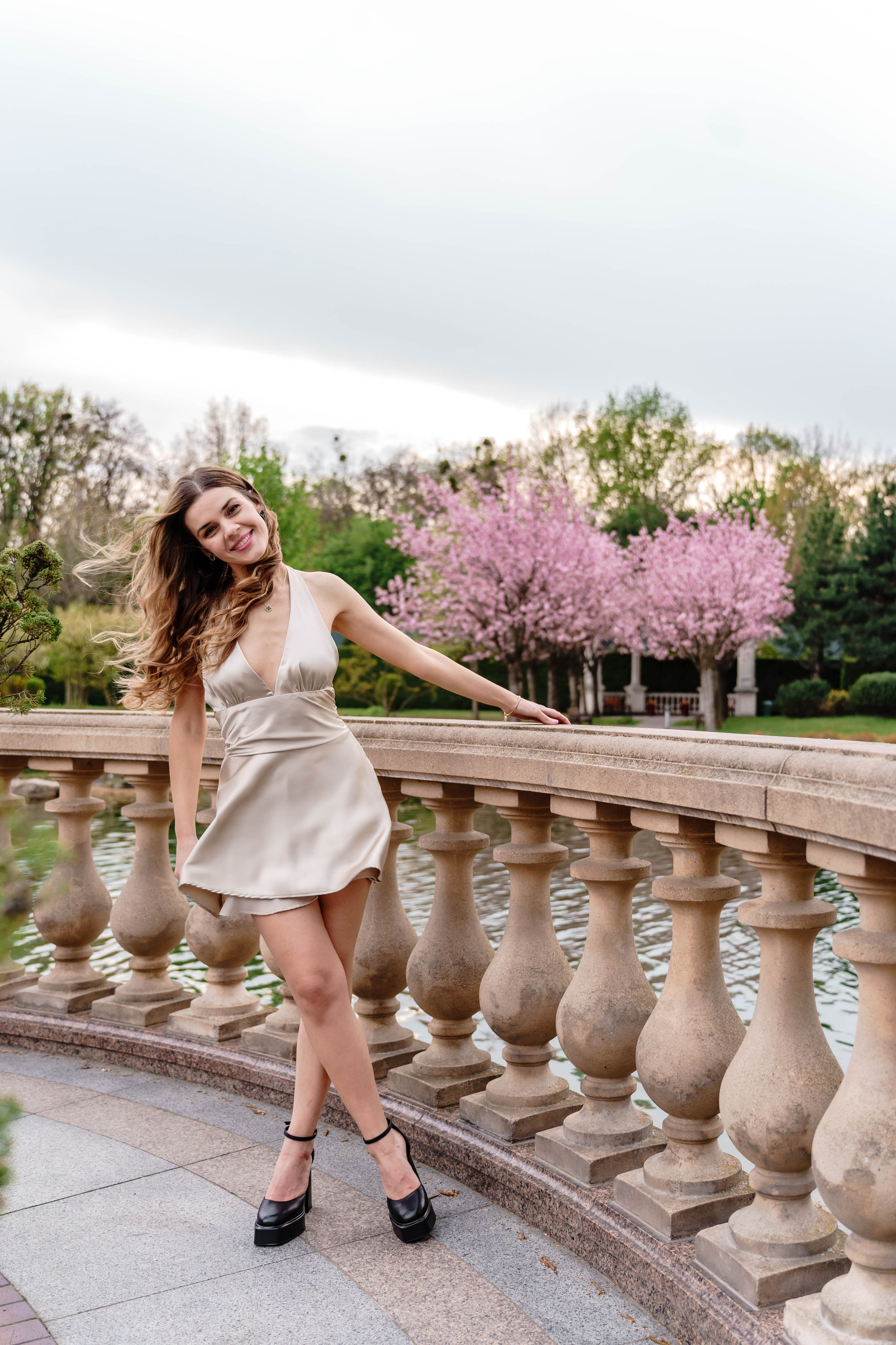 Фотосесія в сакурах. Family photographer in Kiev Natalia Shkavron