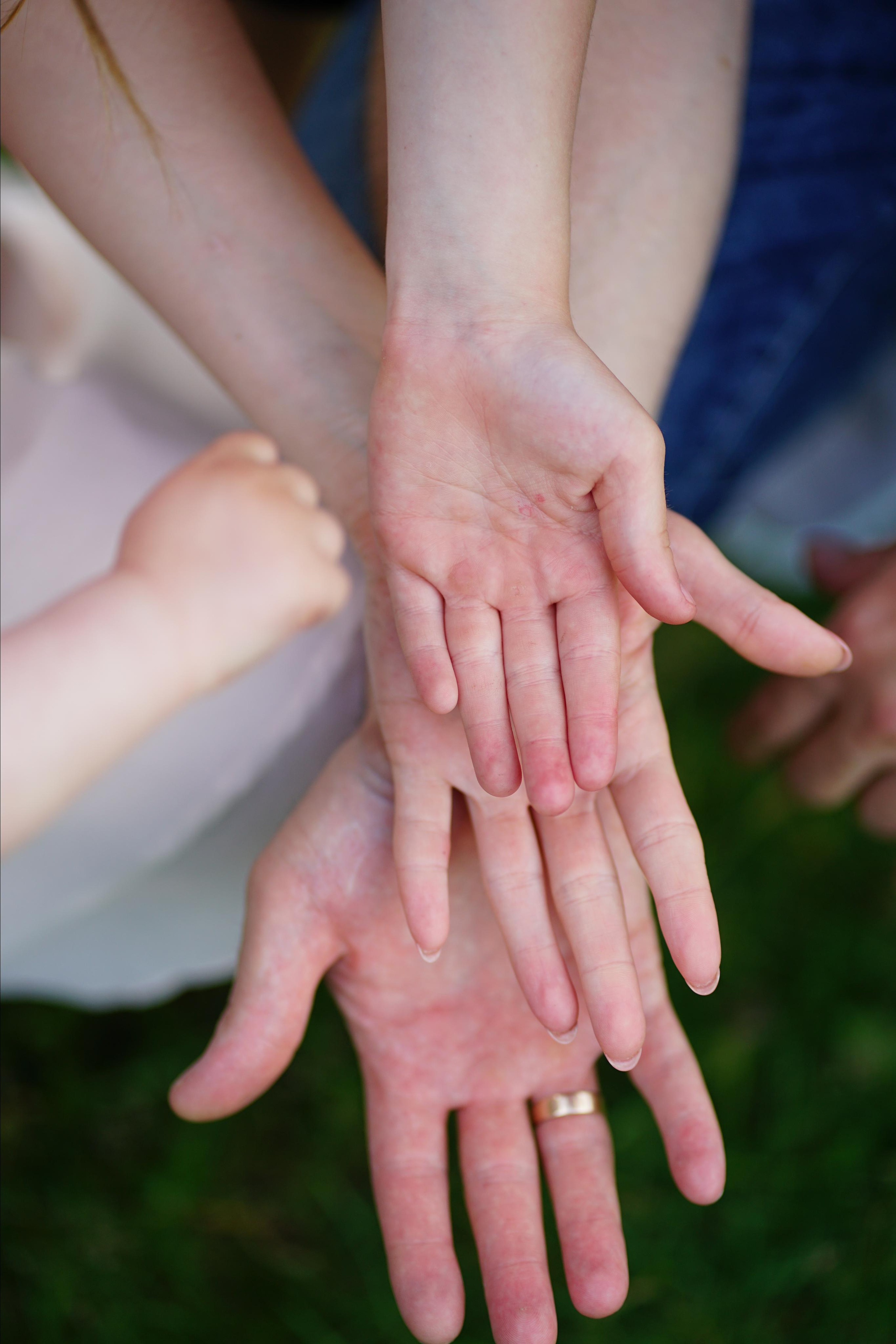 Сімейна фотосесія в стилі пікнік. Сімейний фотограф Київ Наталія Шкаврон