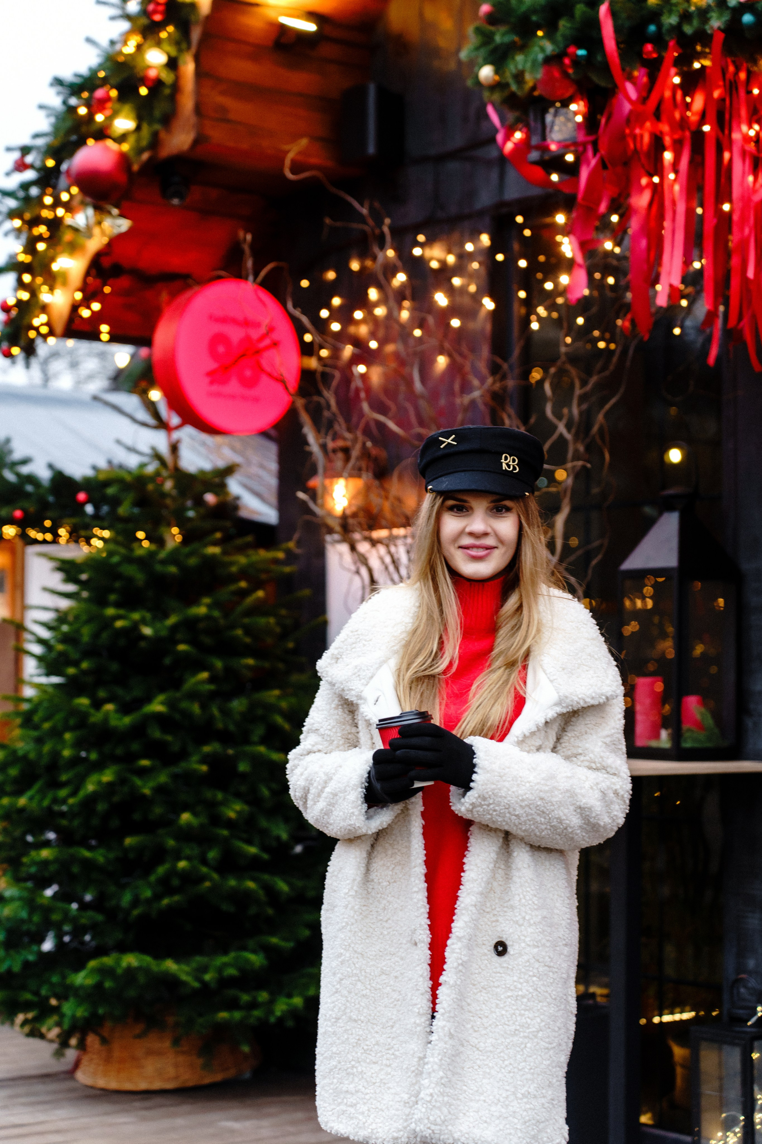 Новорічна індивідуальна фотосесія на ВДНГ. Сімейний фотограф Київ Наталія Шкаврон