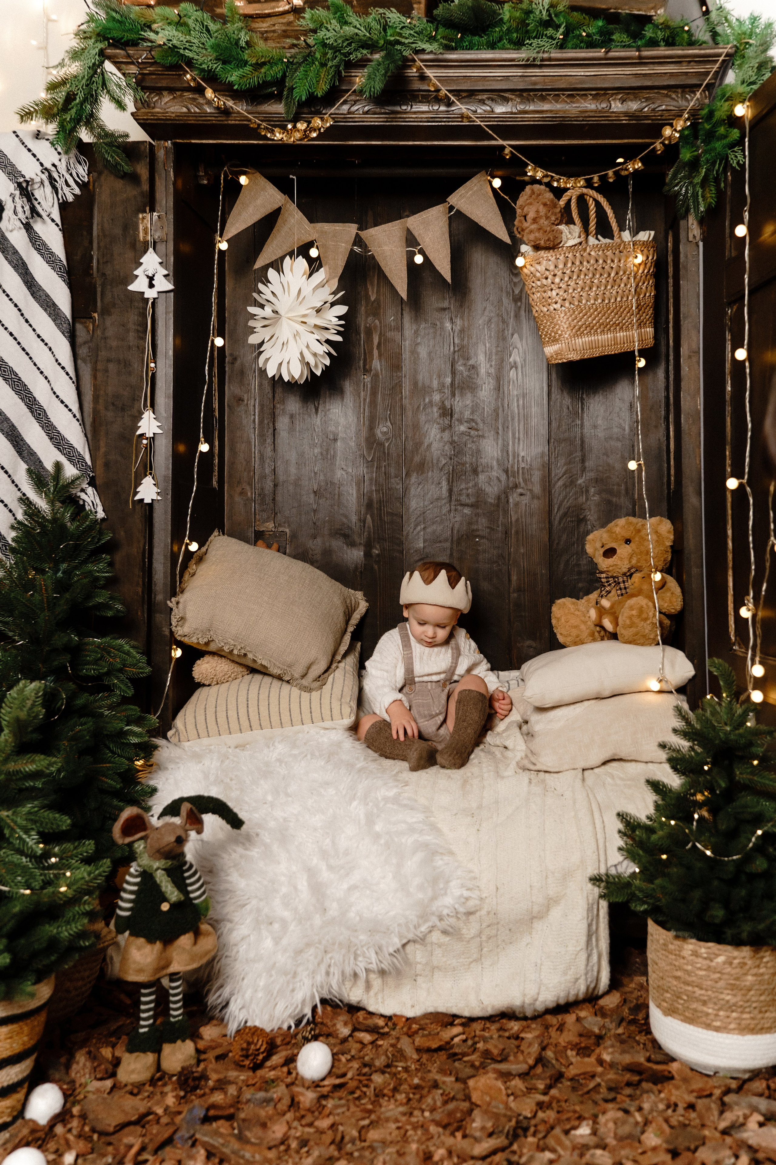 Новорічна фотосесія мами та сина. Family photographer in Kiev Natalia Shkavron