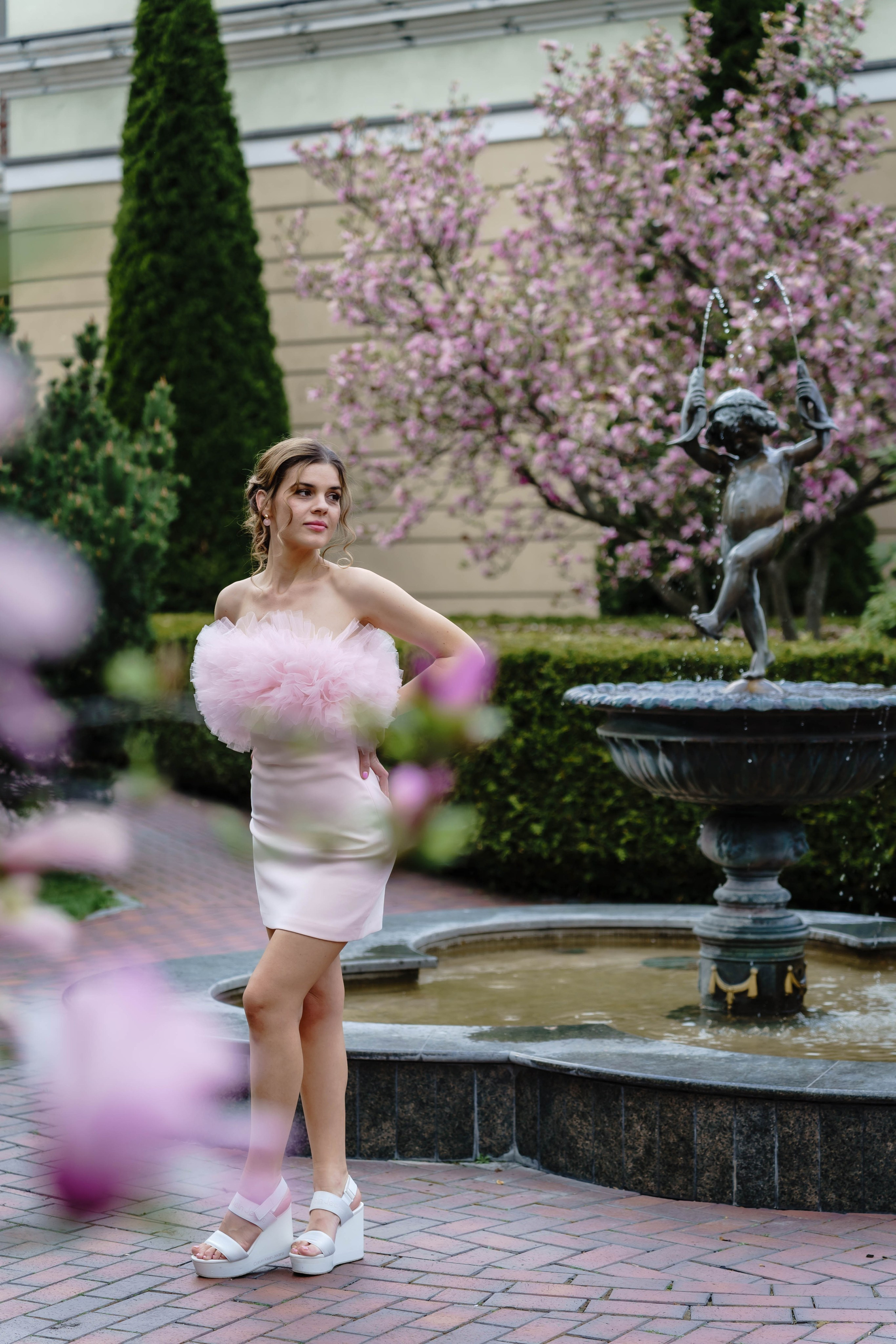 Фотосесія в магноліях. Сімейний фотограф Київ Наталія Шкаврон