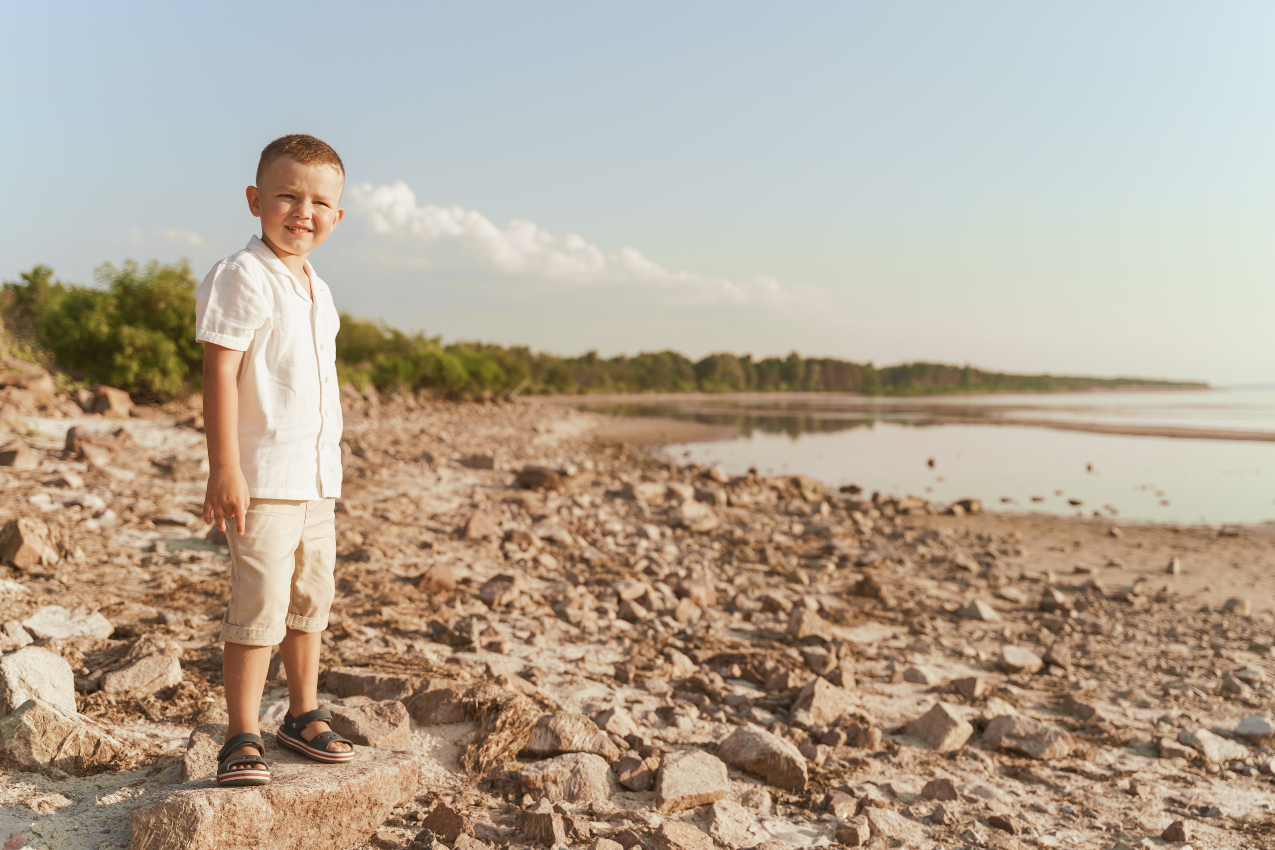 Фотосесія вагітності біля Київського моря. Сімейний фотограф Київ Наталія Шкаврон