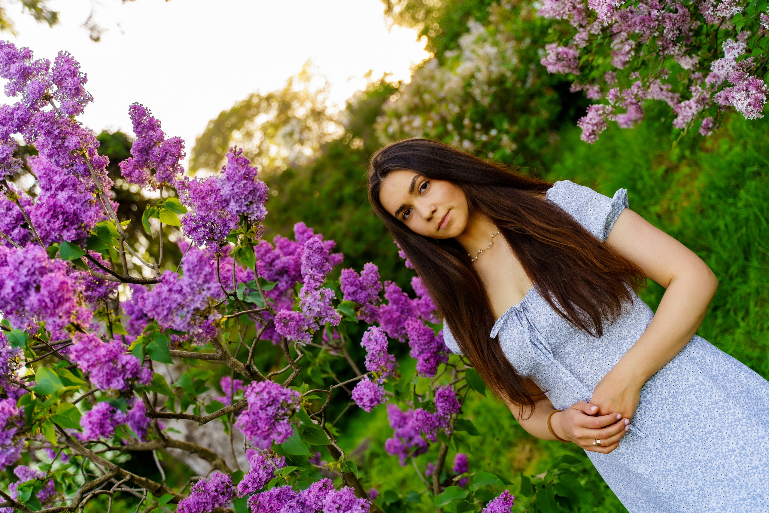 Сімейна фотосесія в бузку Київ. Сімейний фотограф Київ Наталія Шкаврон