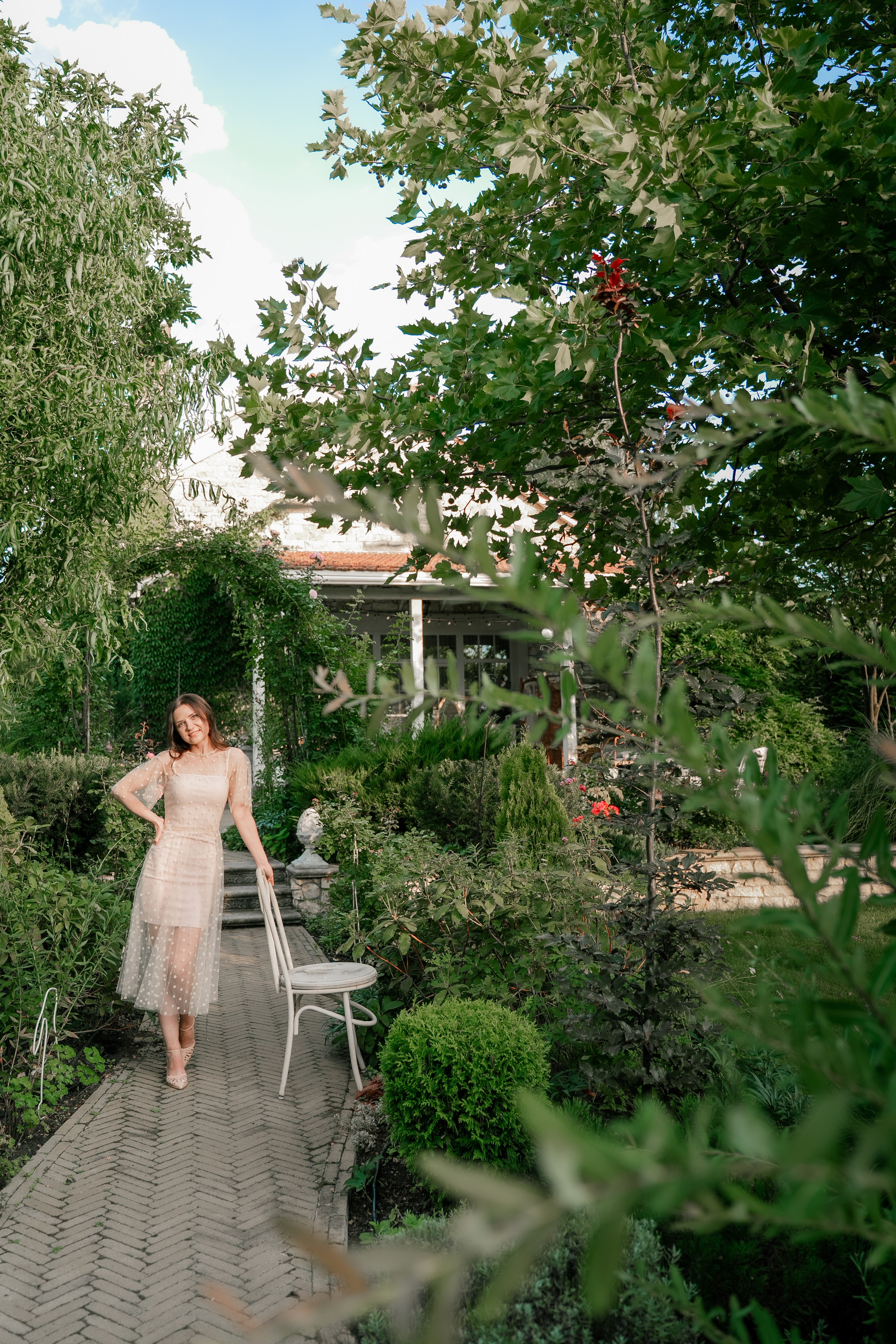 Фотосеся індивідуальна в гортензіях. Сімейний фотограф Київ Наталія Шкаврон