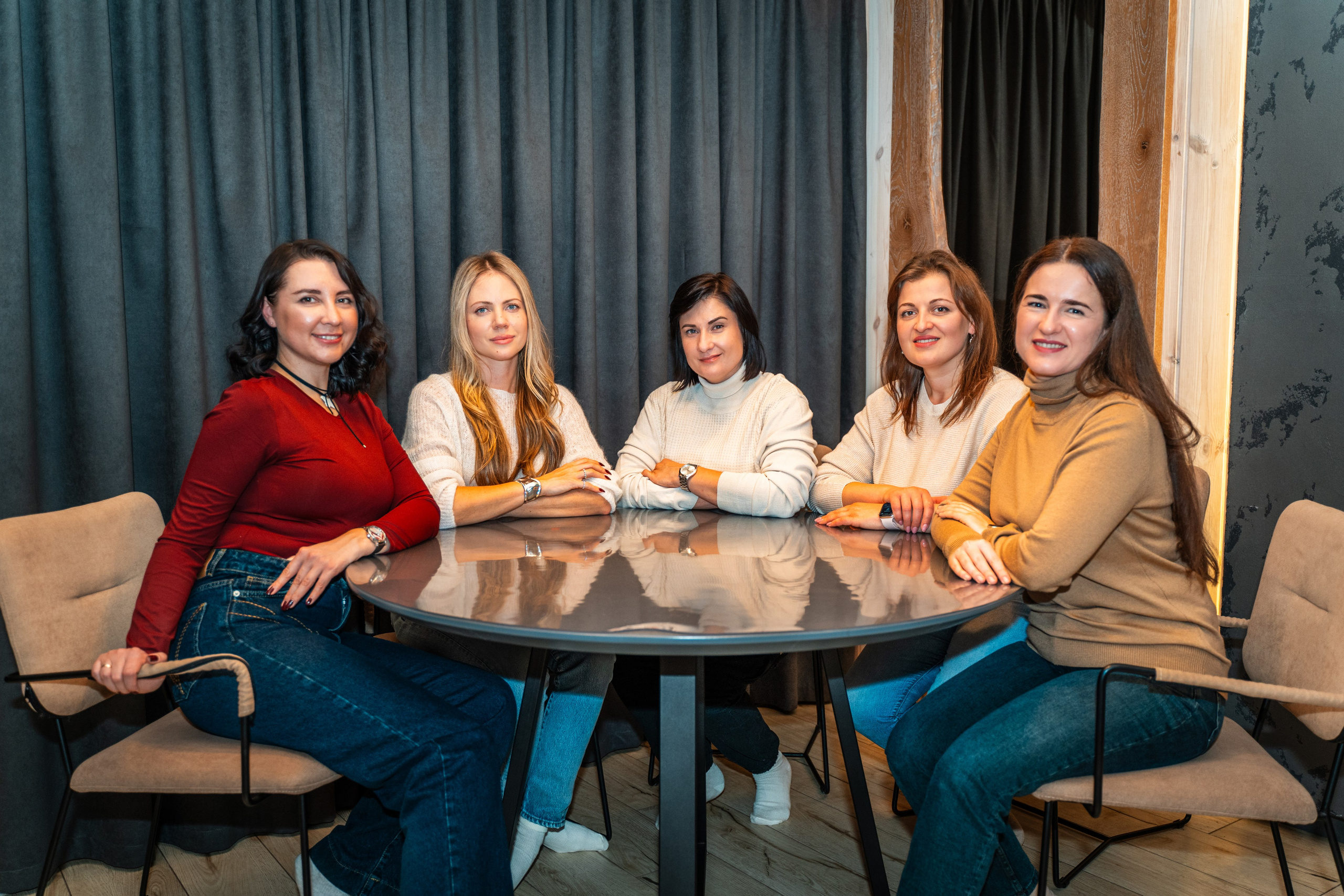 Зустріч з подругами. Сімейний фотограф Київ Наталія Шкаврон