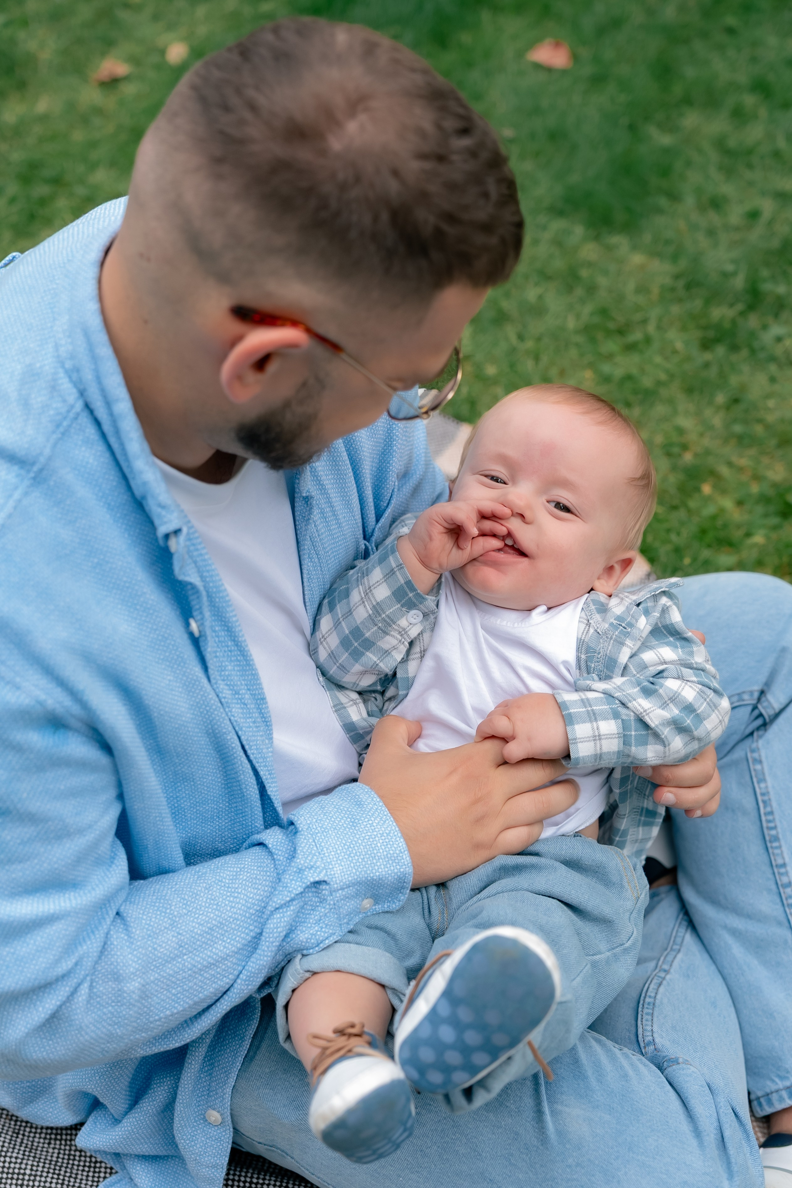 Сімейна фотосесія у парку Прага. Сімейний фотограф Київ Наталія Шкаврон