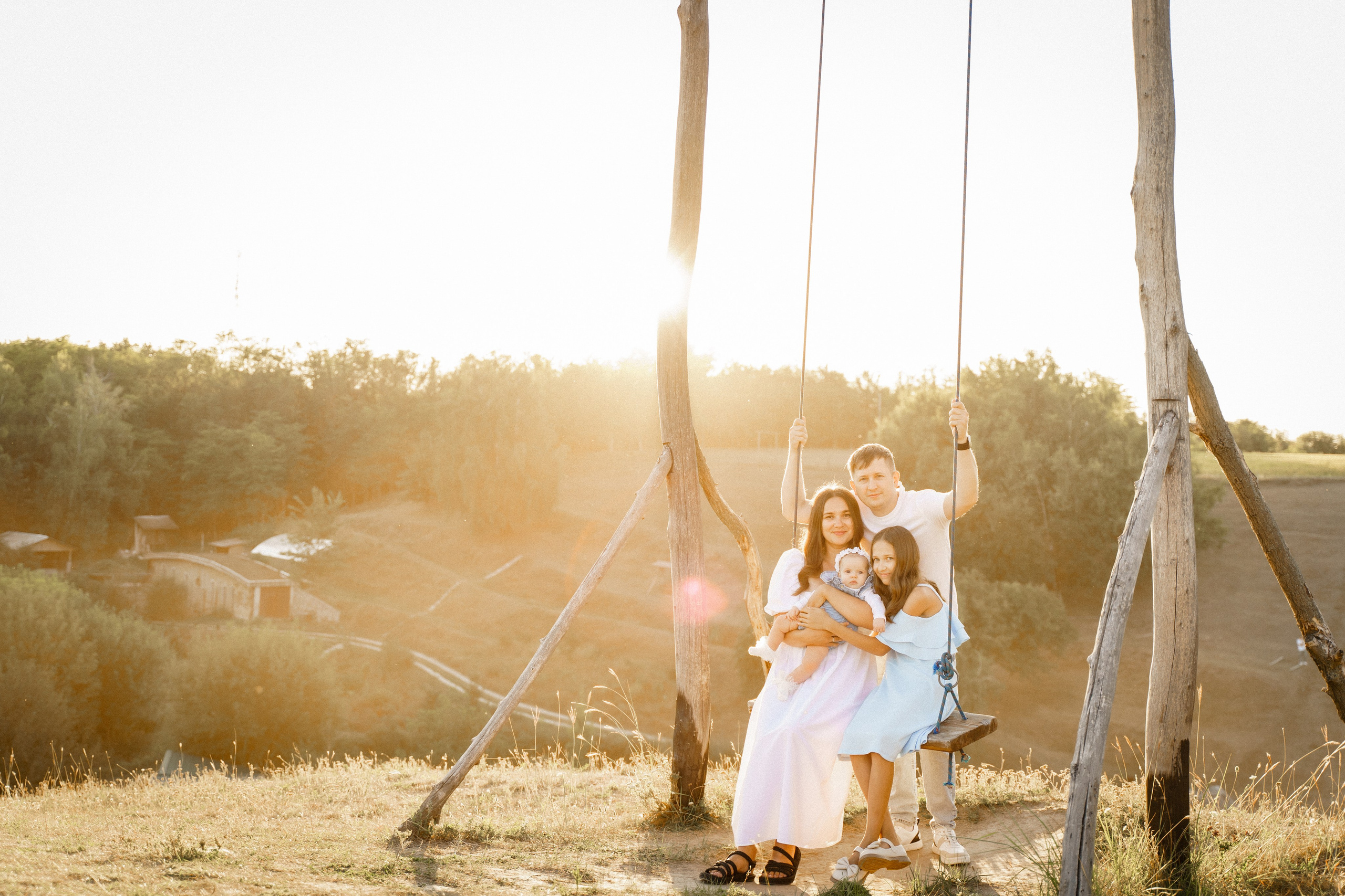 Сімейна фотосесія на Sheepland. Сімейний фотограф Київ Наталія Шкаврон