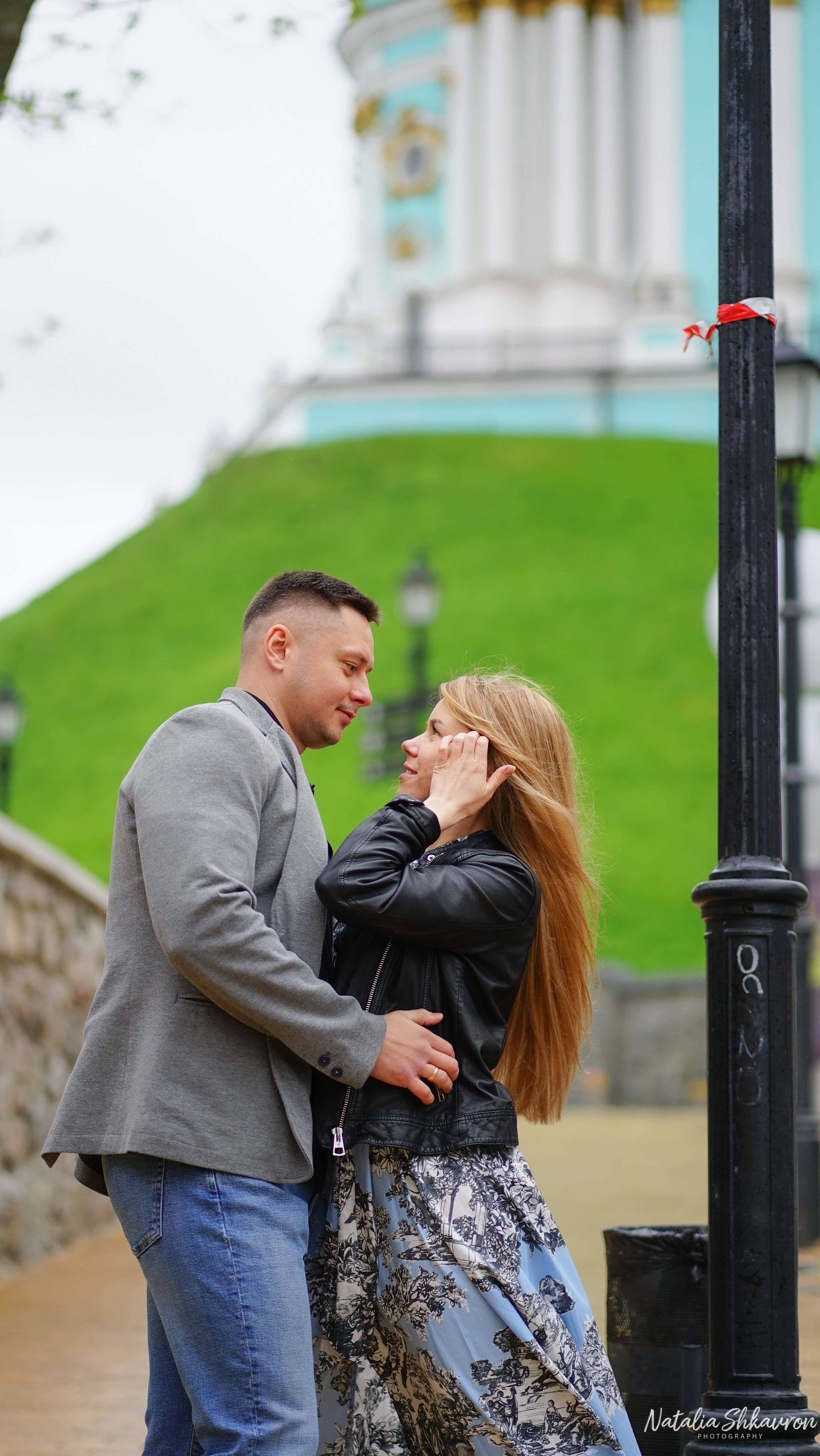 Фотосесія на Анндрієвському узвозі. Сімейний фотограф Київ Наталія Шкаврон