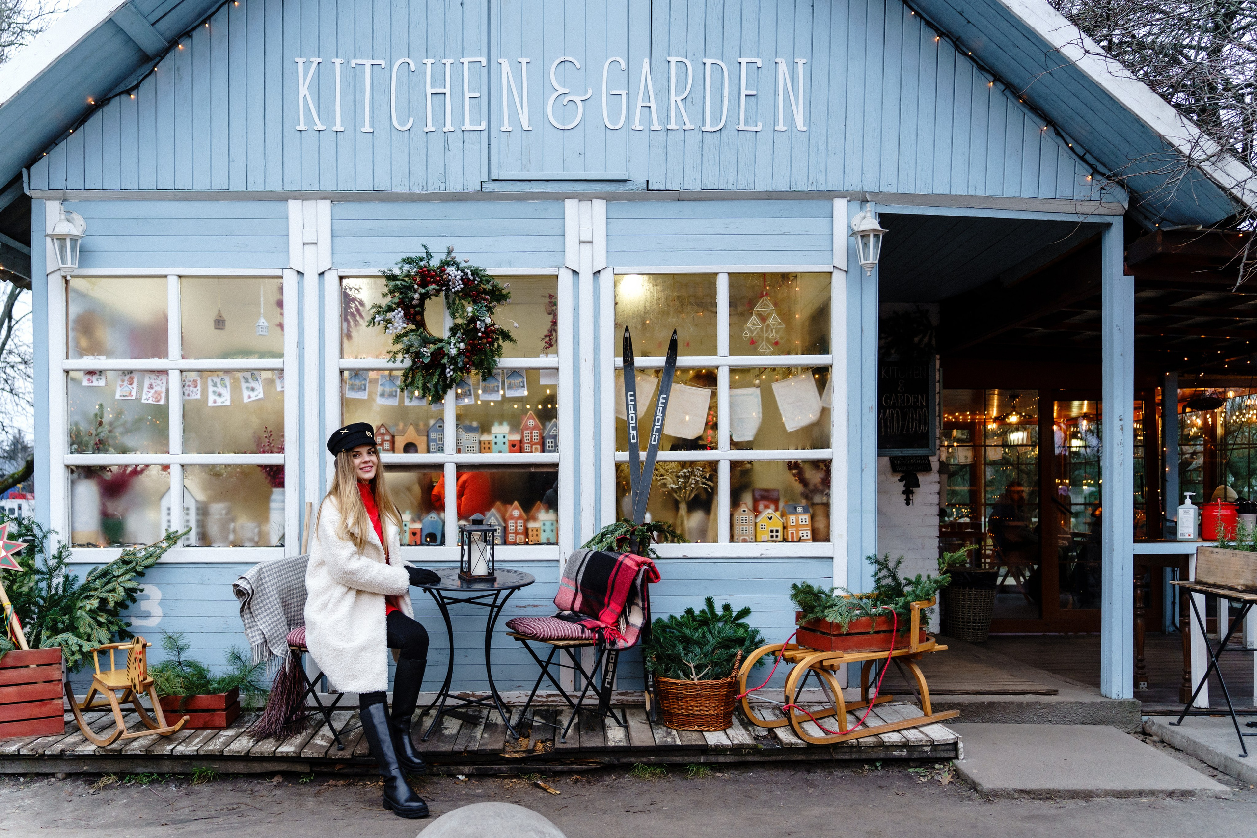 Новорічна індивідуальна фотосесія на ВДНГ. Сімейний фотограф Київ Наталія Шкаврон