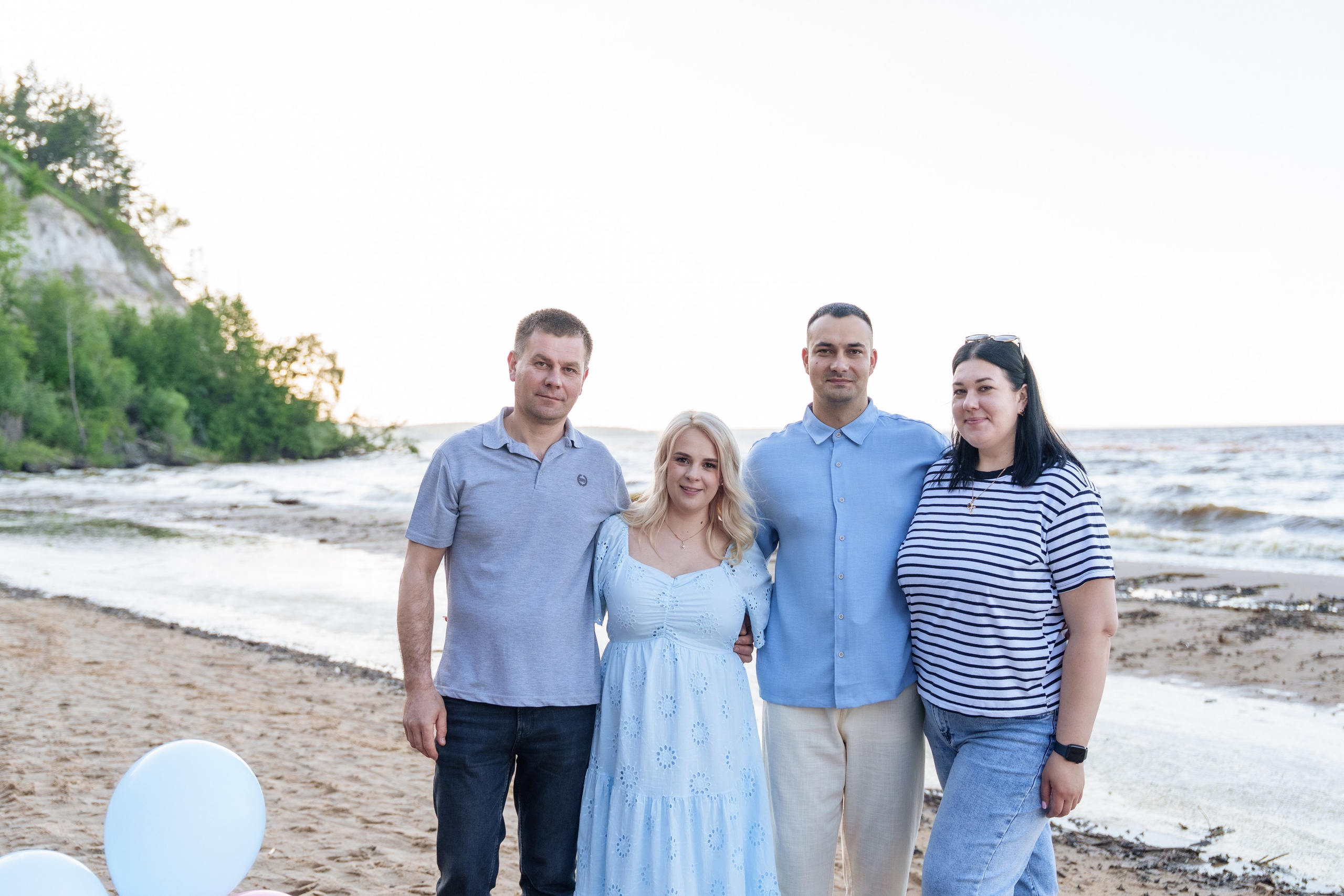 Гендер паті на Київському морі. Family photographer in Kiev Natalia Shkavron