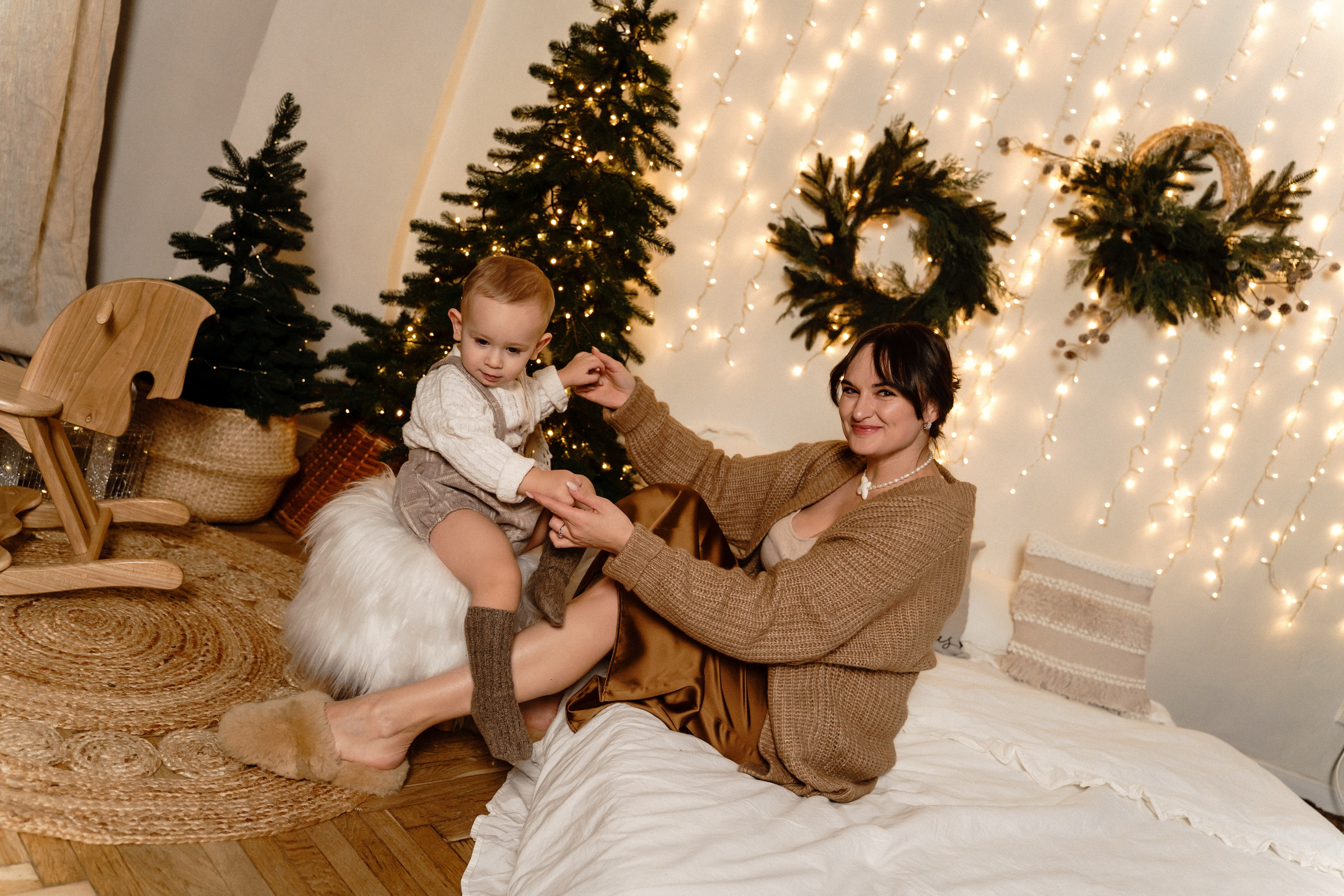 Новорічна фотосесія мами та сина. Family photographer in Kiev Natalia Shkavron