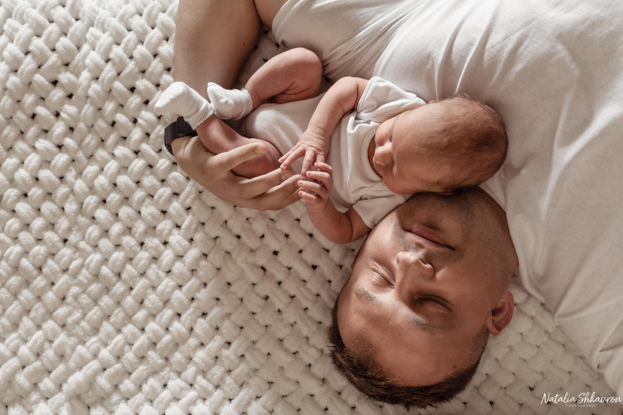 Домашня фотосесія новонародженого. Family photographer in Kiev Natalia Shkavron