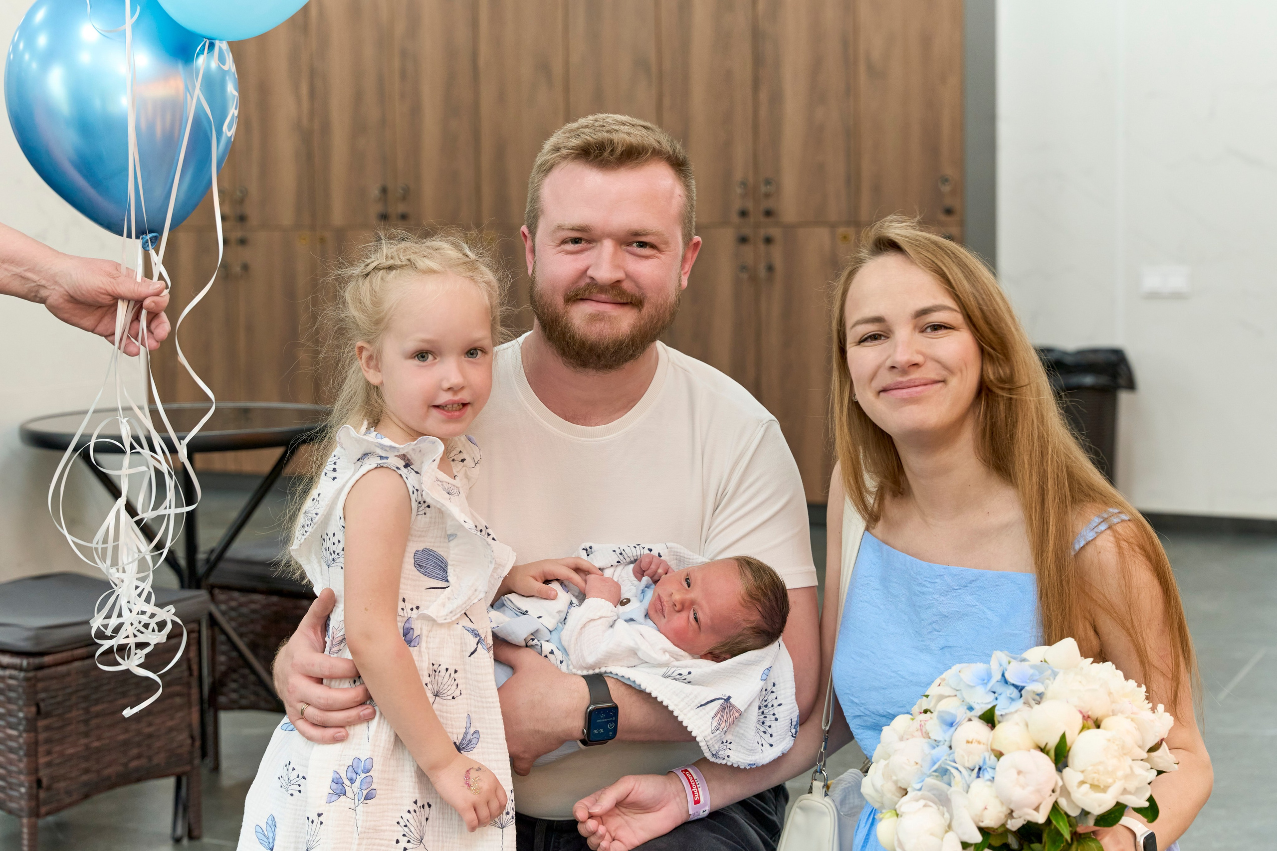 Виписка з пологового №3. Family photographer in Kiev Natalia Shkavron