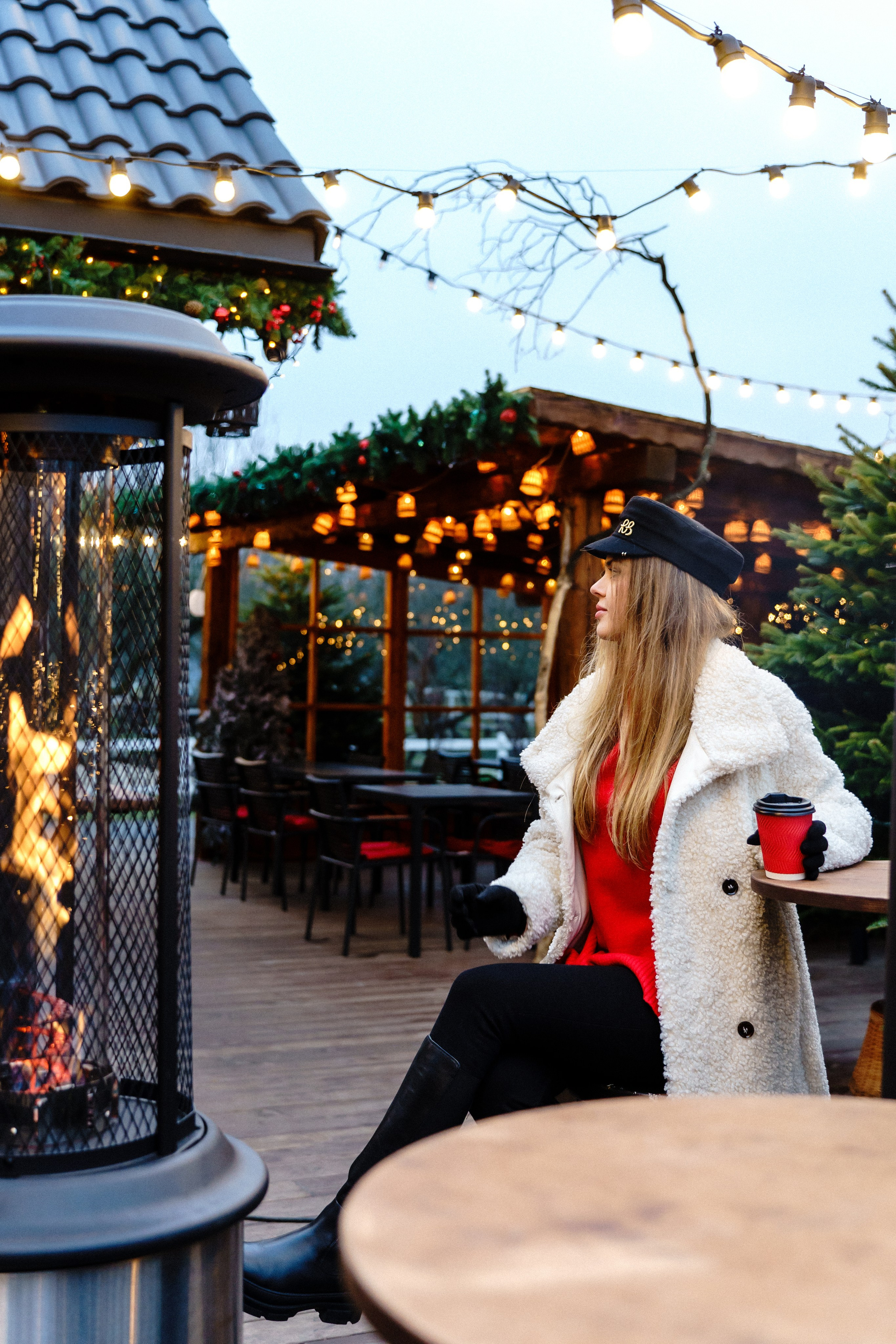 Новорічна індивідуальна фотосесія на ВДНГ. Сімейний фотограф Київ Наталія Шкаврон