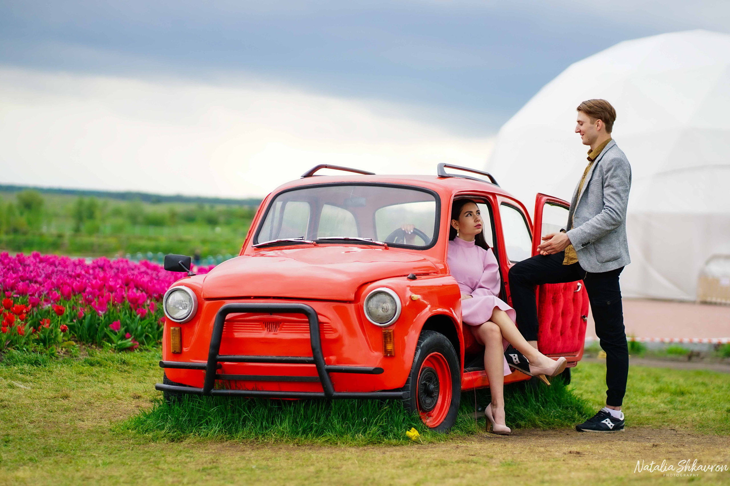 фотосесія в добропарку, фотосесія в тюльпанах, лав стори, фотограф київ, фотограф добропарк, 
