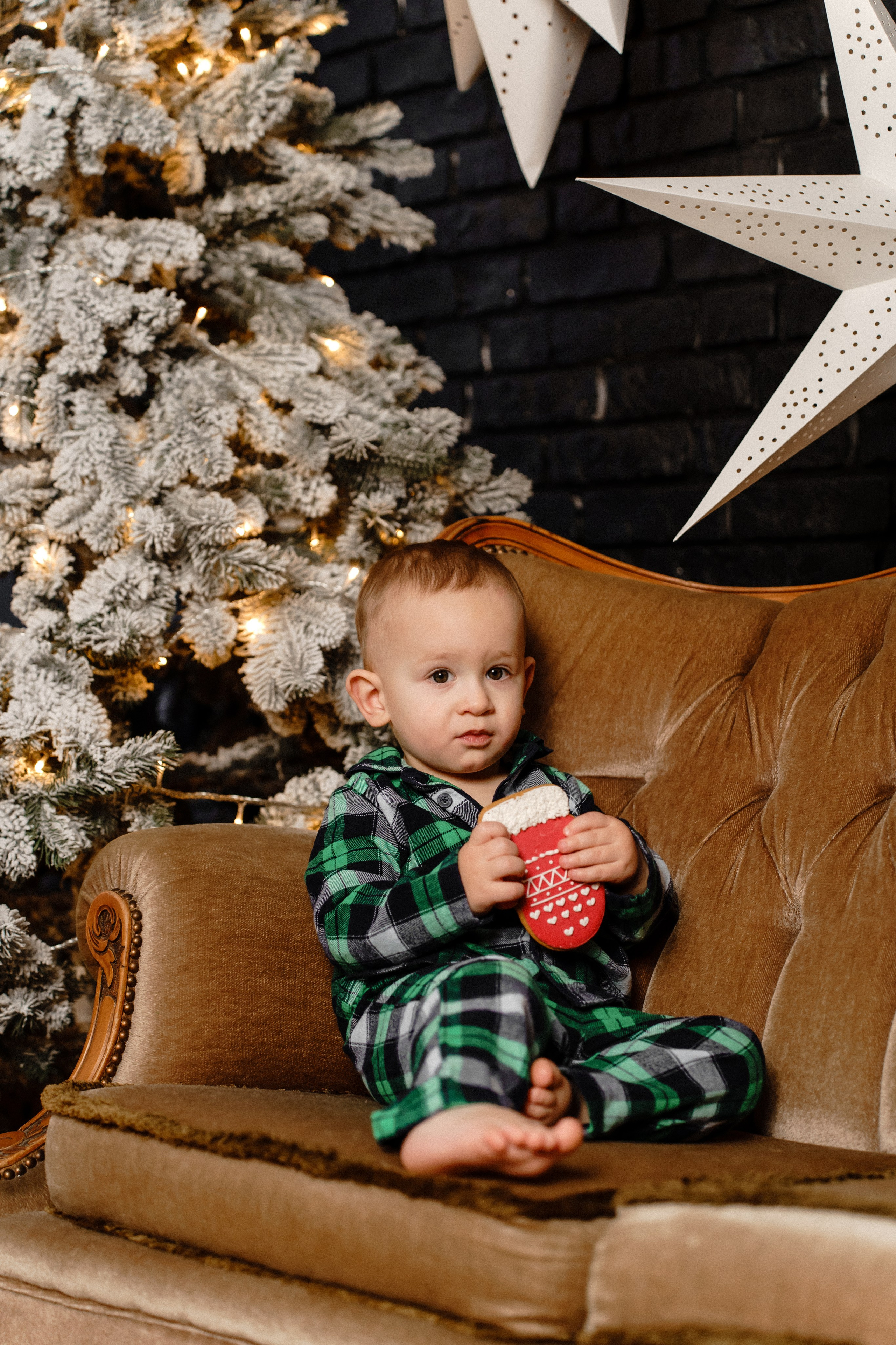 Новорічна фотосесія мами та сина. Family photographer in Kiev Natalia Shkavron