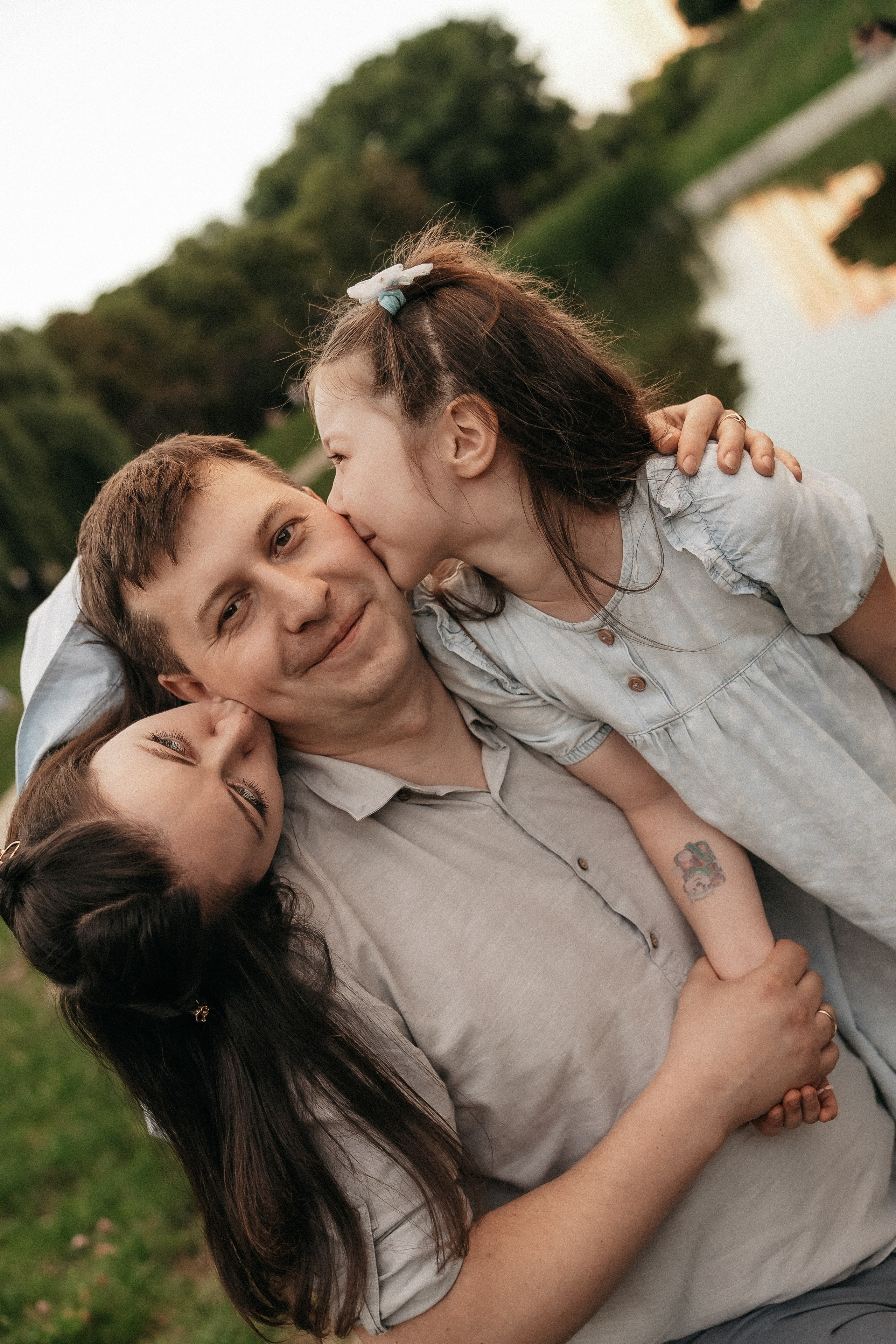 Сімейна фотосесія в парку. Сімейний фотограф Київ Наталія Шкаврон