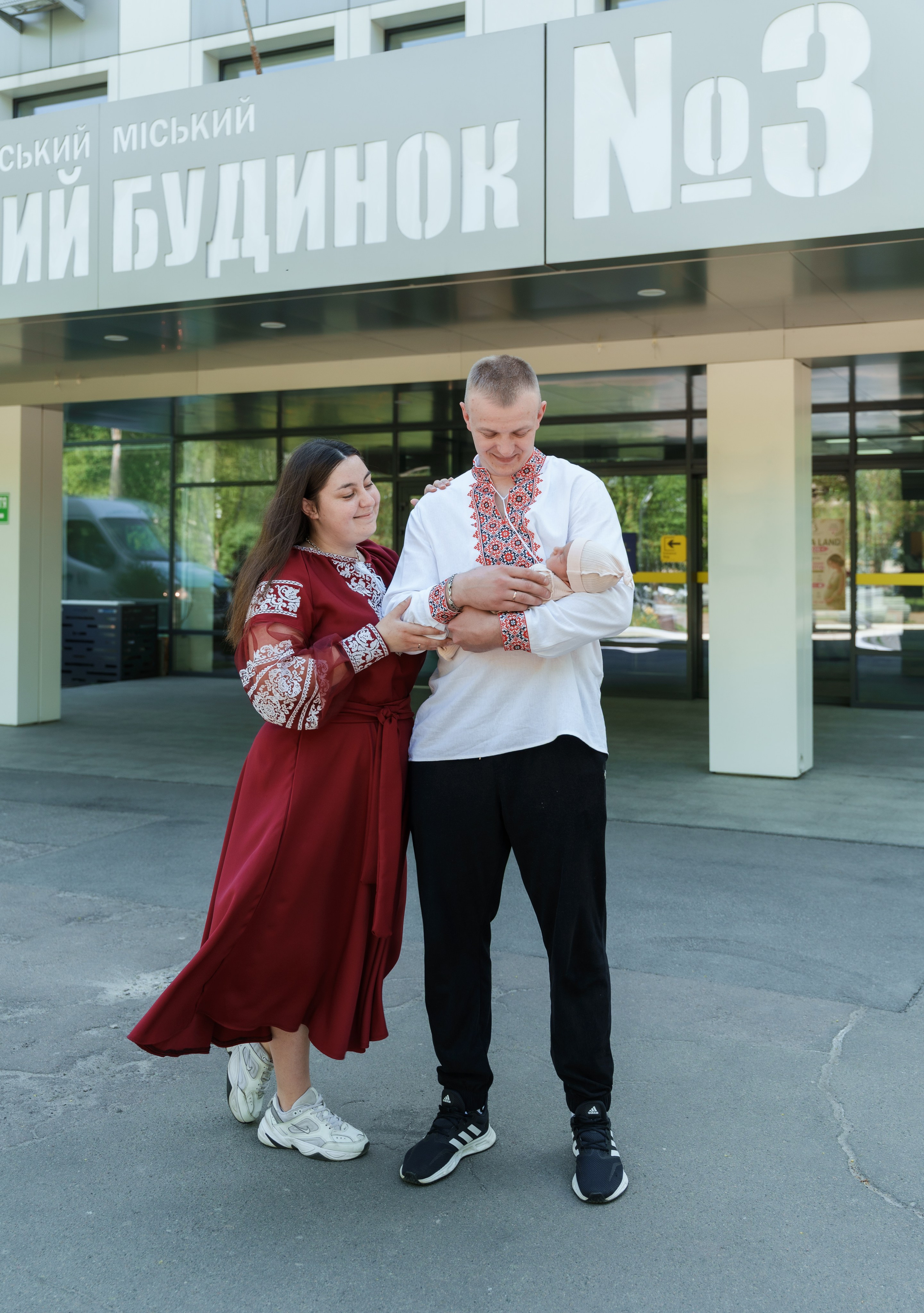 Виписка з пологового №3. Сімейний фотограф Київ Наталія Шкаврон