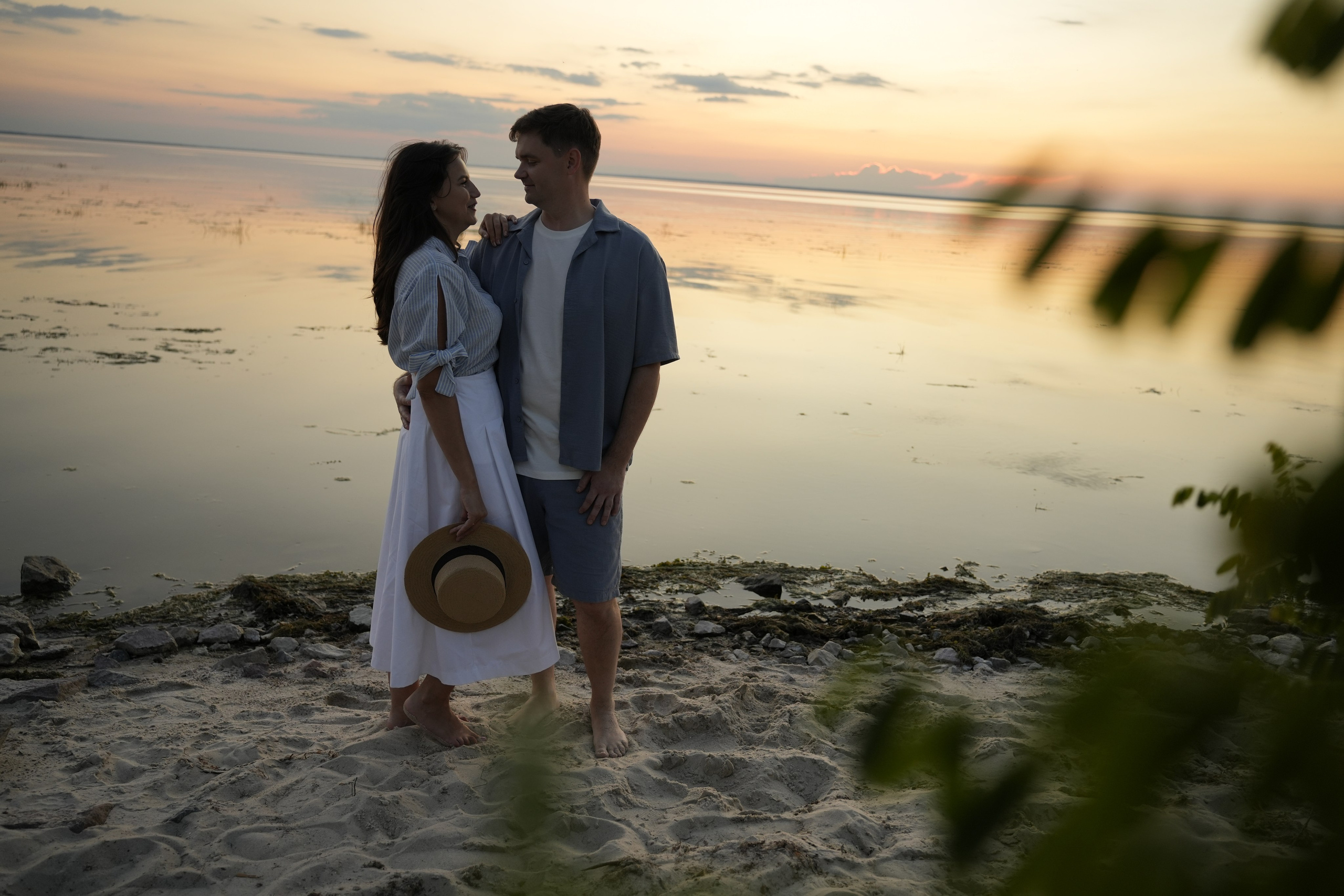 Сімейна фотосесія на Київському морі. Family photographer in Kiev Natalia Shkavron