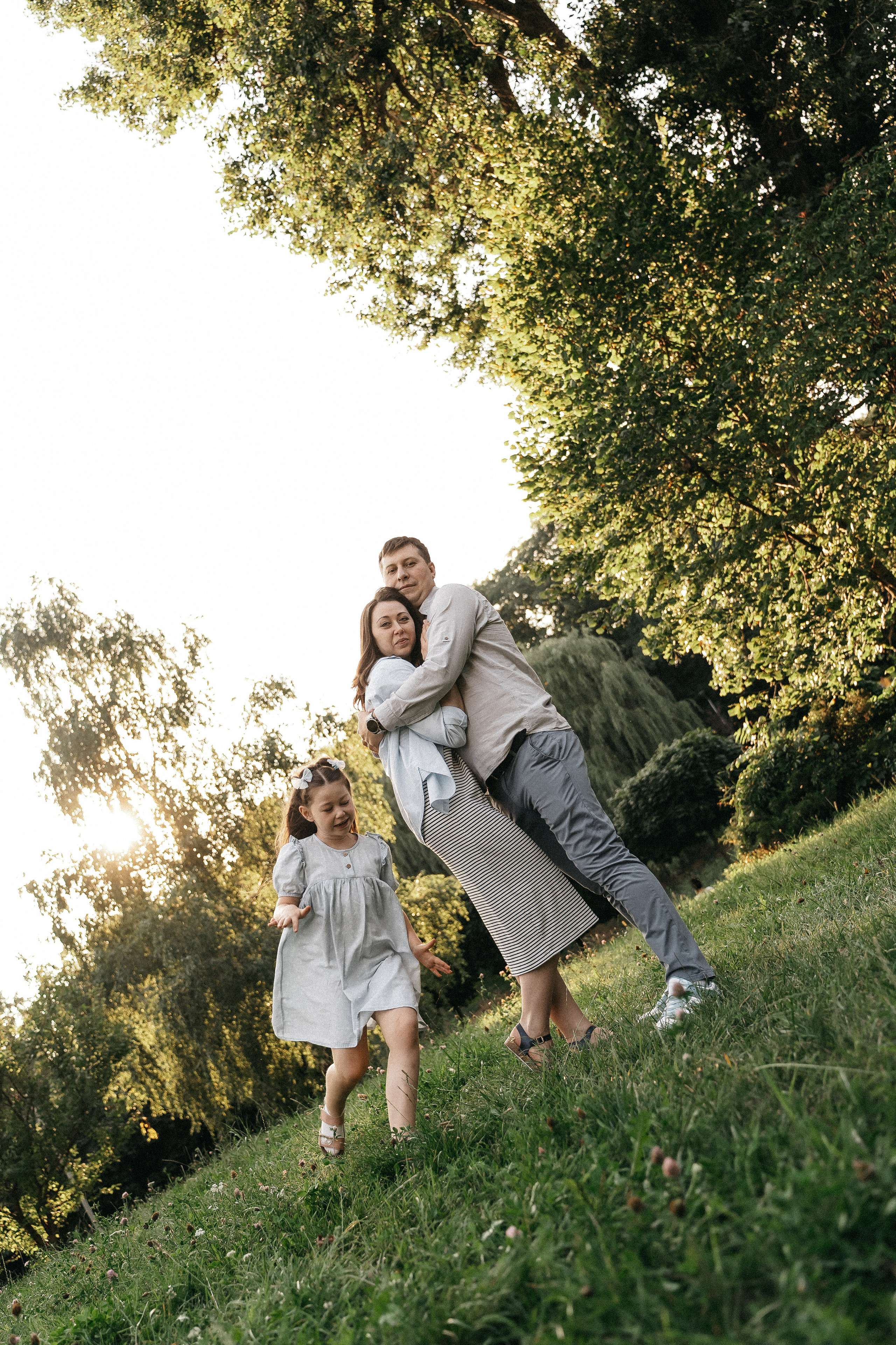 Сімейна фотосесія в парку. Сімейний фотограф Київ Наталія Шкаврон