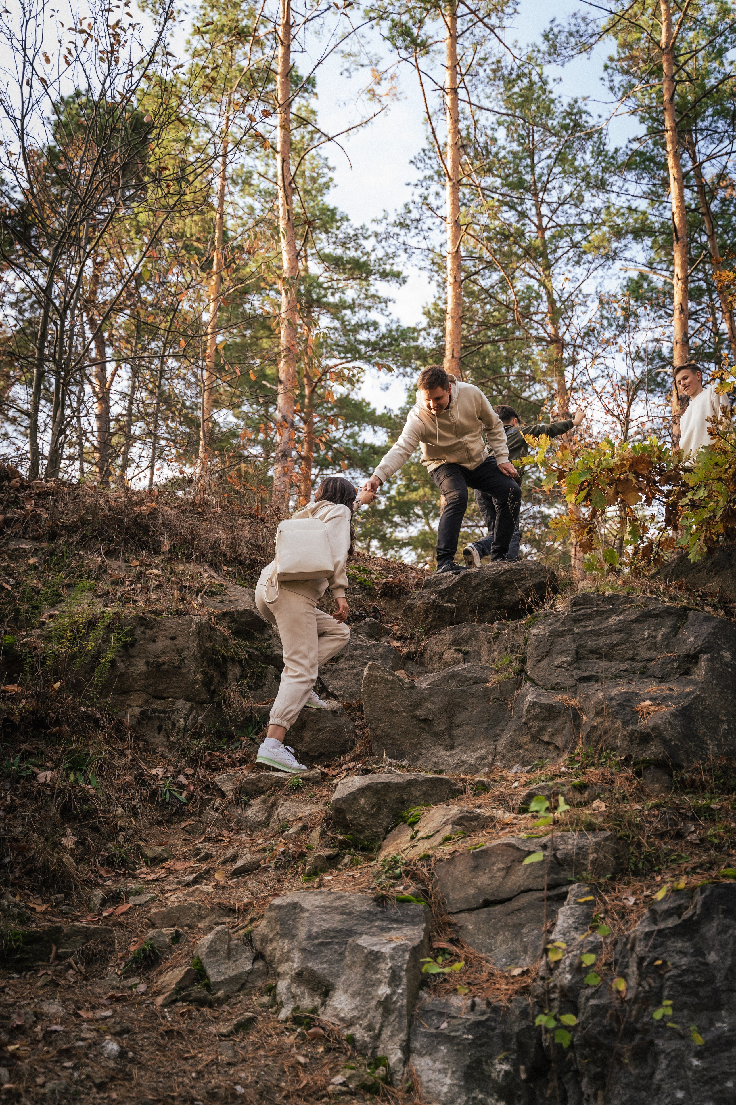 Сімейна фотосесія на природі біля Коростишівського карєру. Сімейний фотограф Київ Наталія Шкаврон