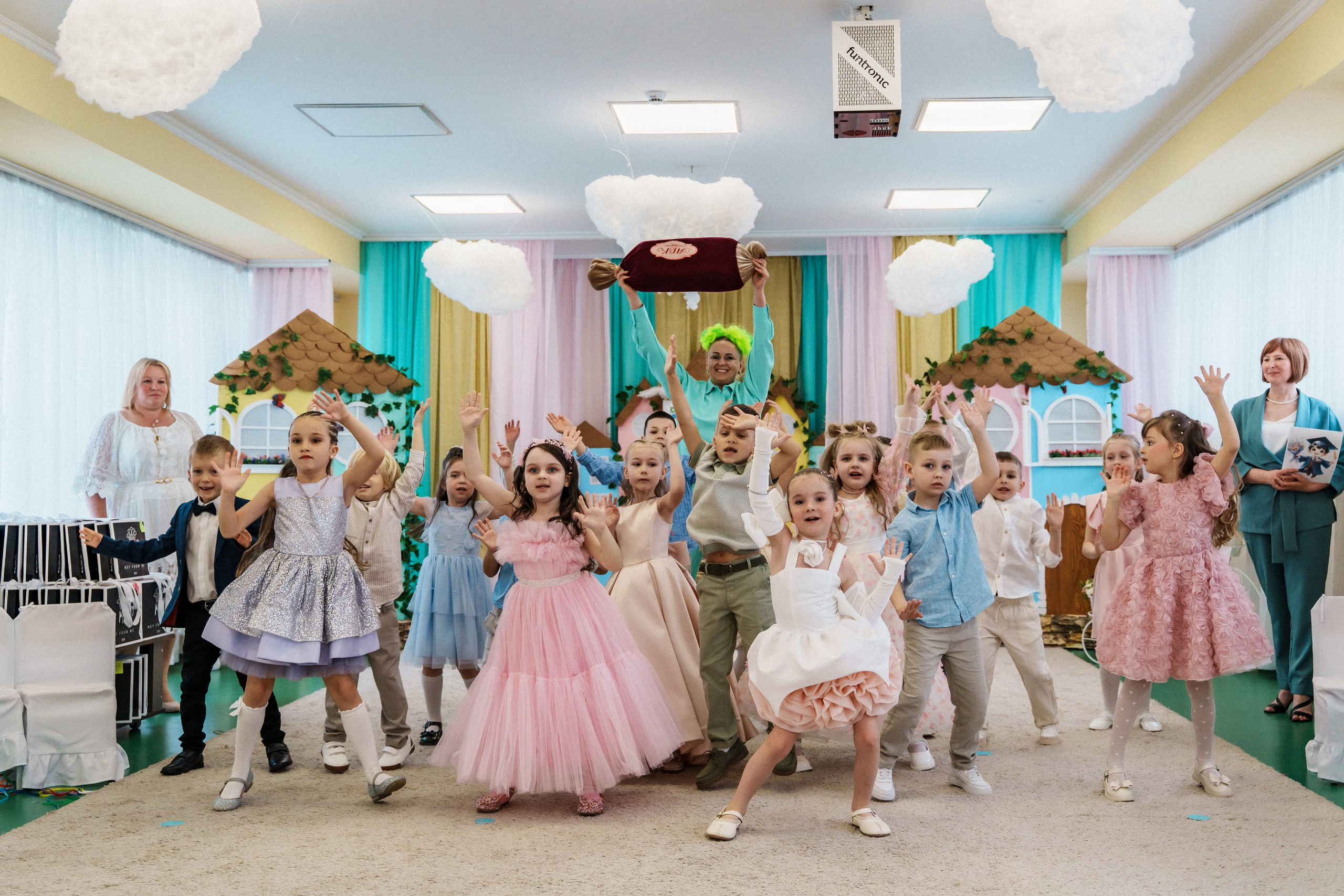 Випускний у садку. Сімейний фотограф Київ Наталія Шкаврон