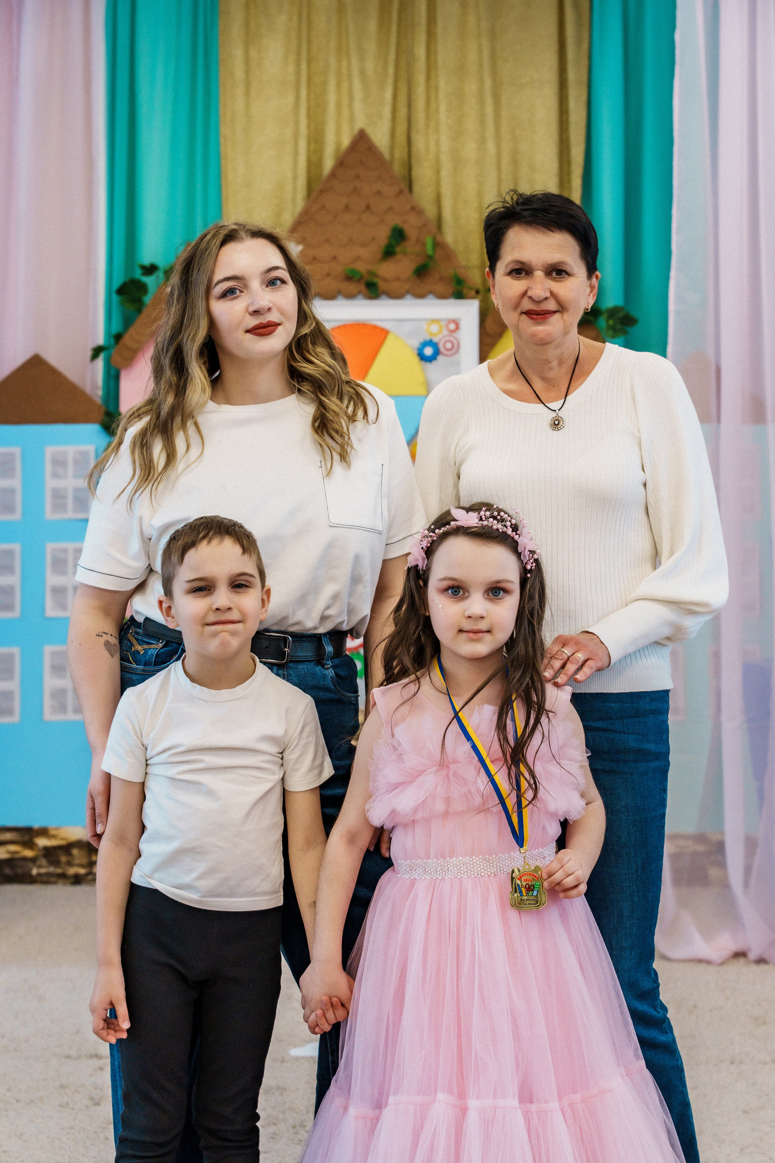 Випускний у садку. Сімейний фотограф Київ Наталія Шкаврон