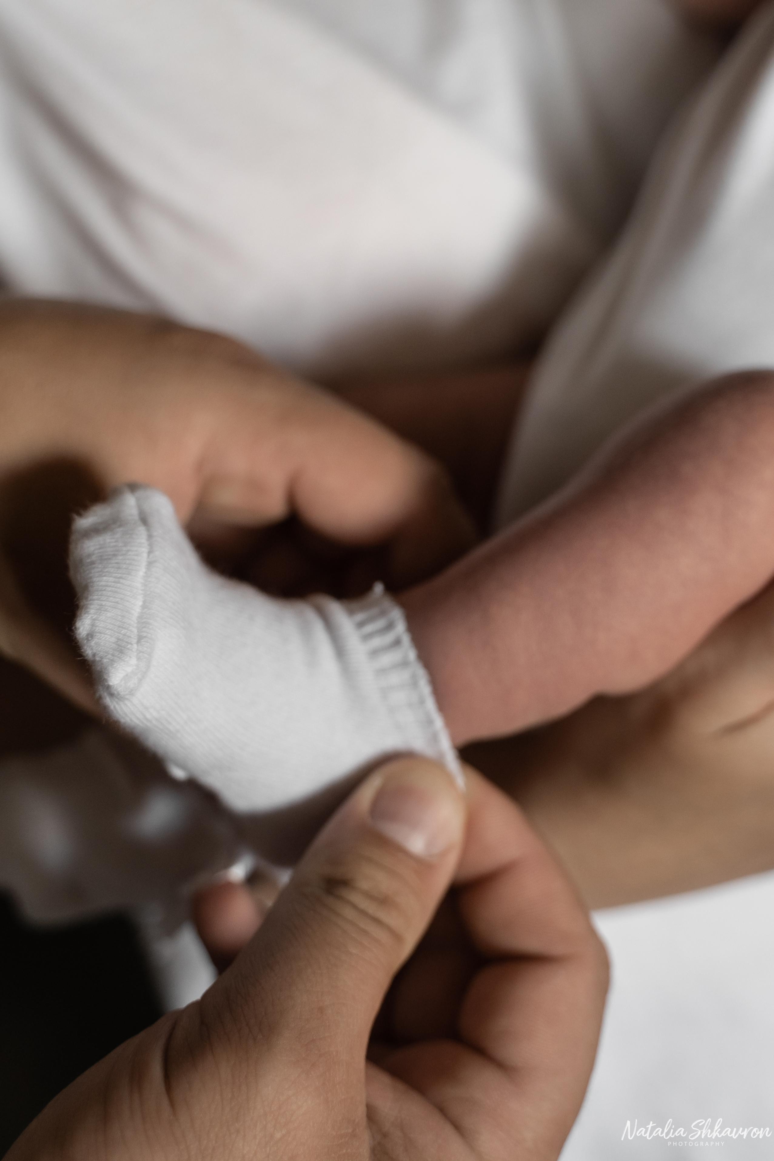 Домашня фотосесія новонародженого. Family photographer in Kiev Natalia Shkavron