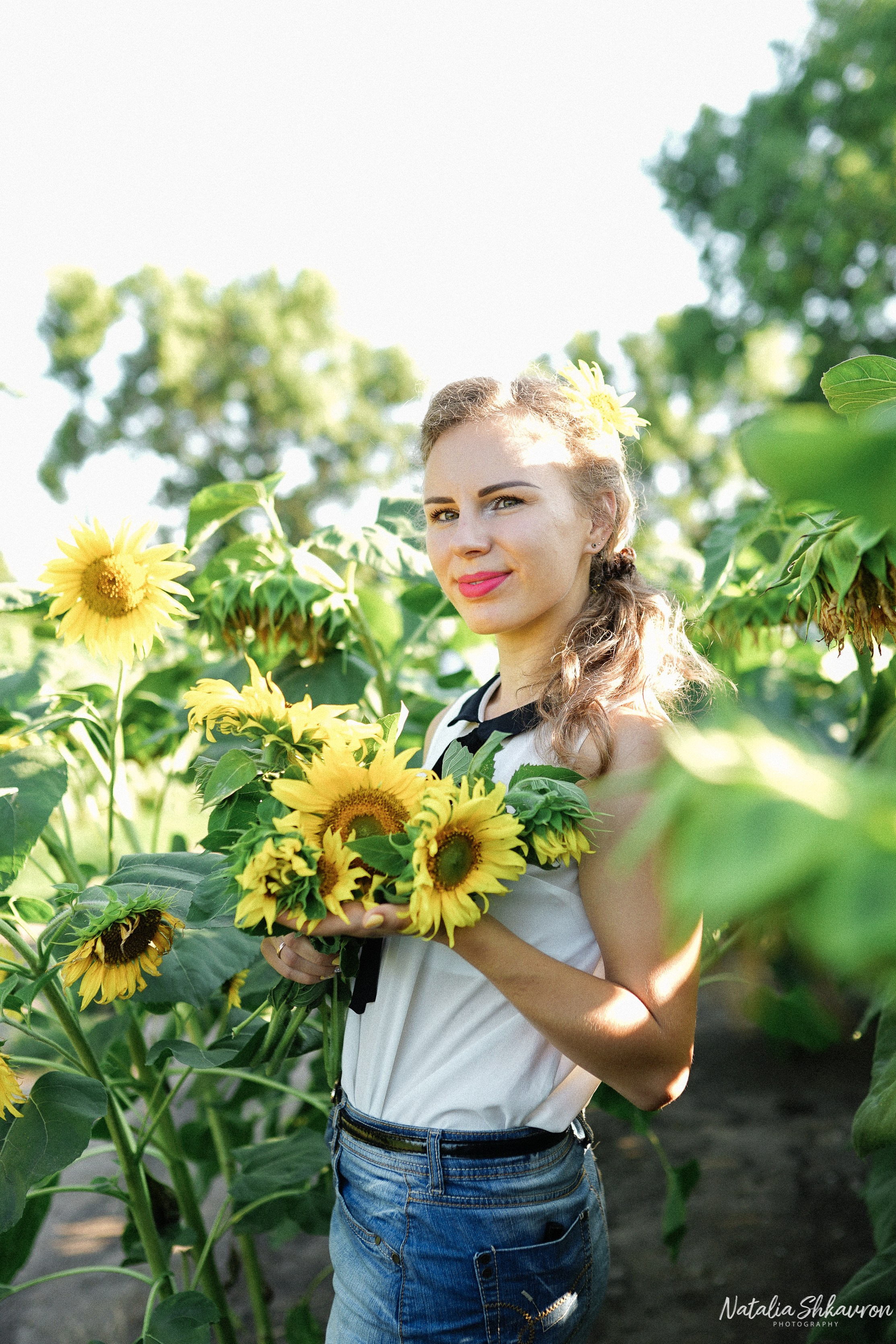Сімейна фотосесія з кавунами. Family photographer in Kiev Natalia Shkavron