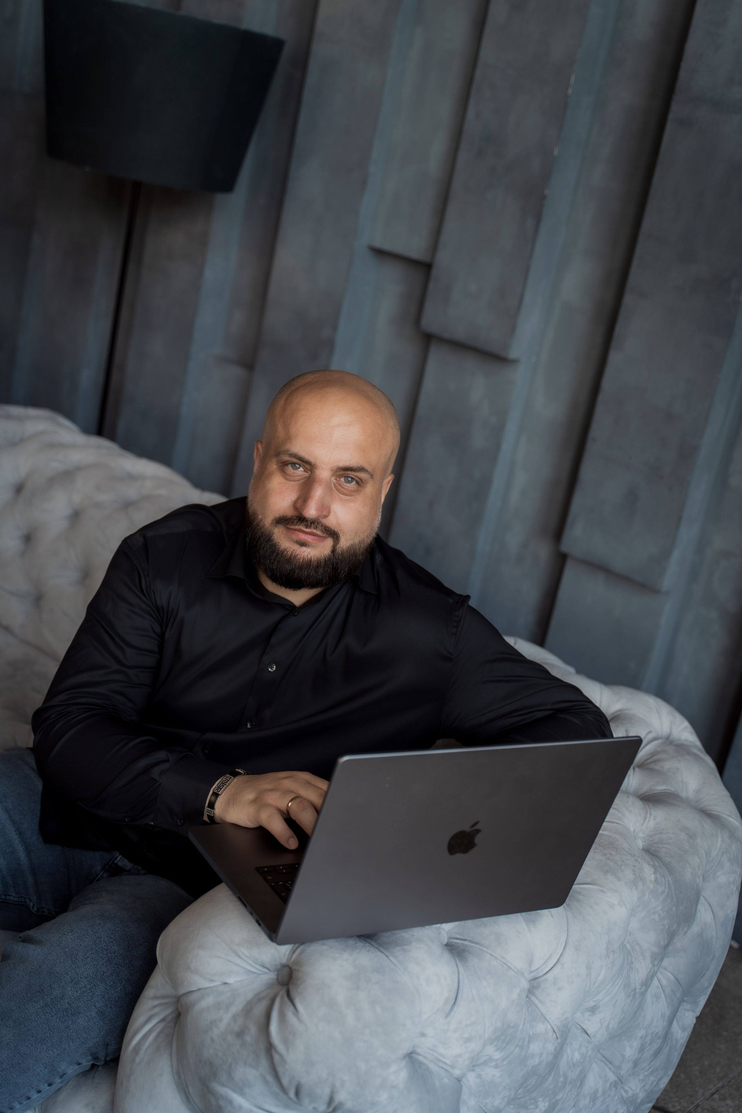 Чоловіча бренд фотосесія. Сімейний фотограф Київ Наталія Шкаврон