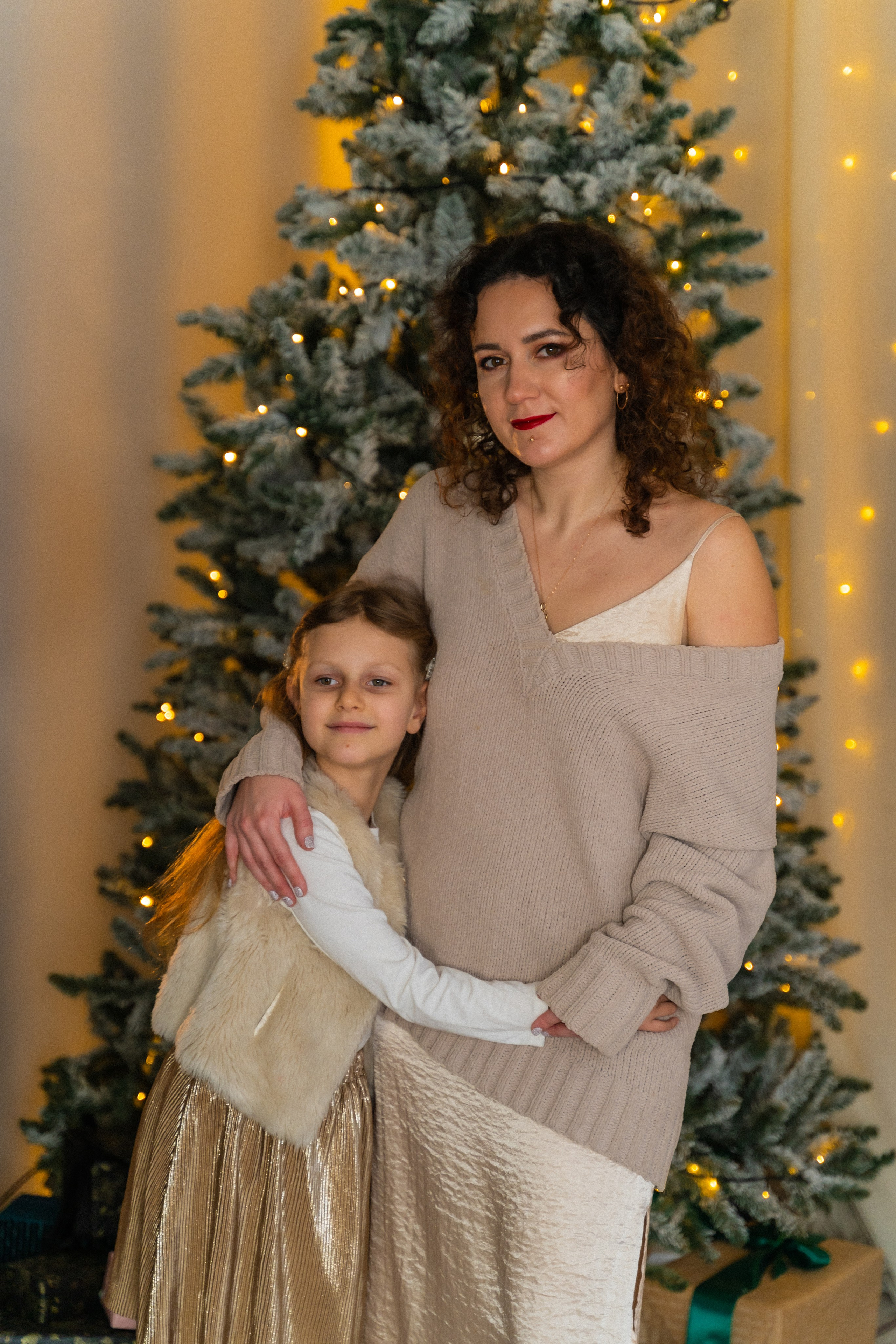 Новорічна фотосесія мама і доня. Сімейний фотограф Київ Наталія Шкаврон