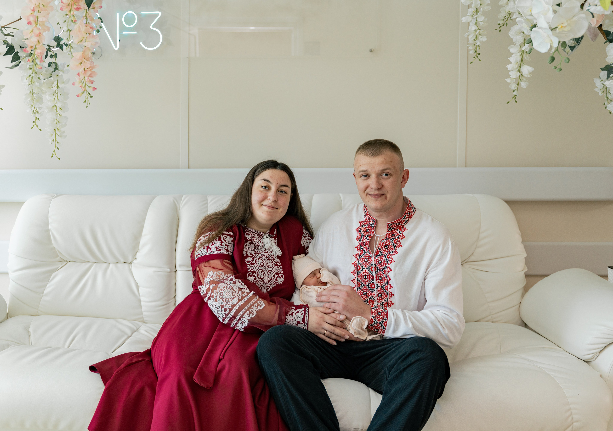 Виписка з пологового №3. Сімейний фотограф Київ Наталія Шкаврон