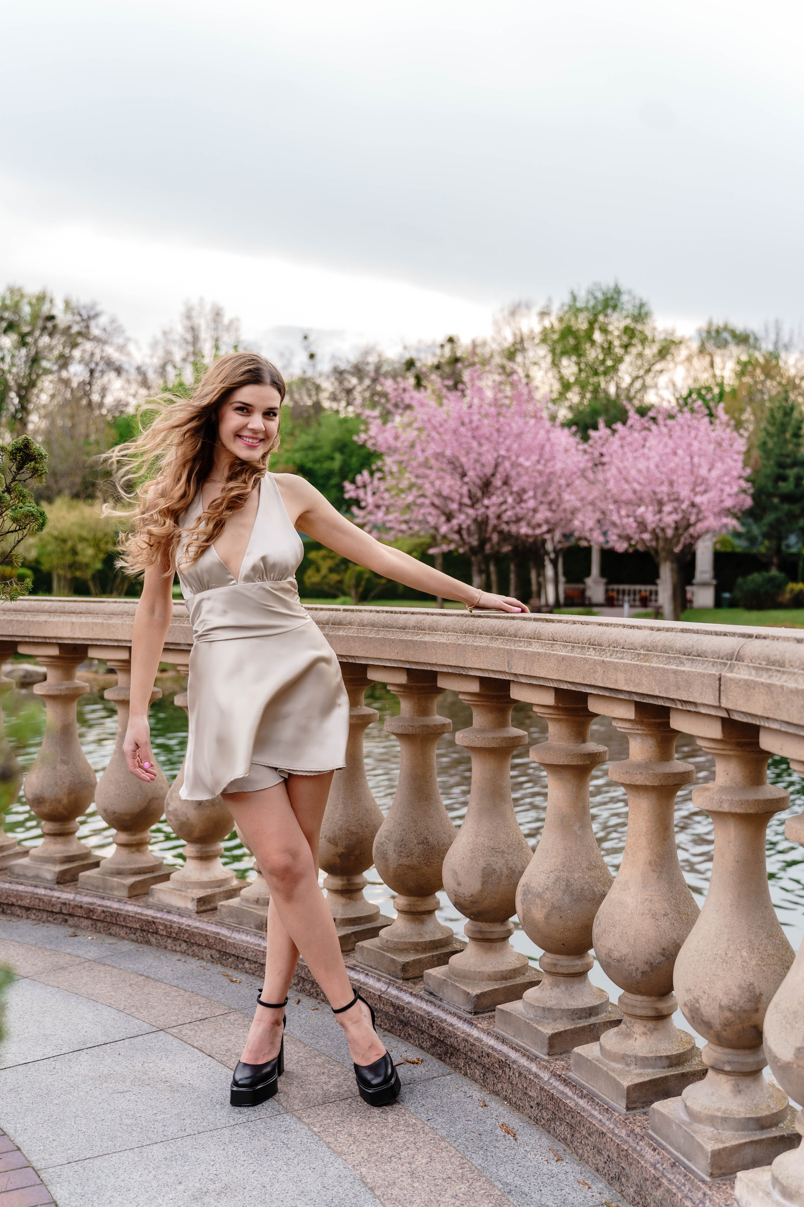 Фотосесія в сакурах. Family photographer in Kiev Natalia Shkavron