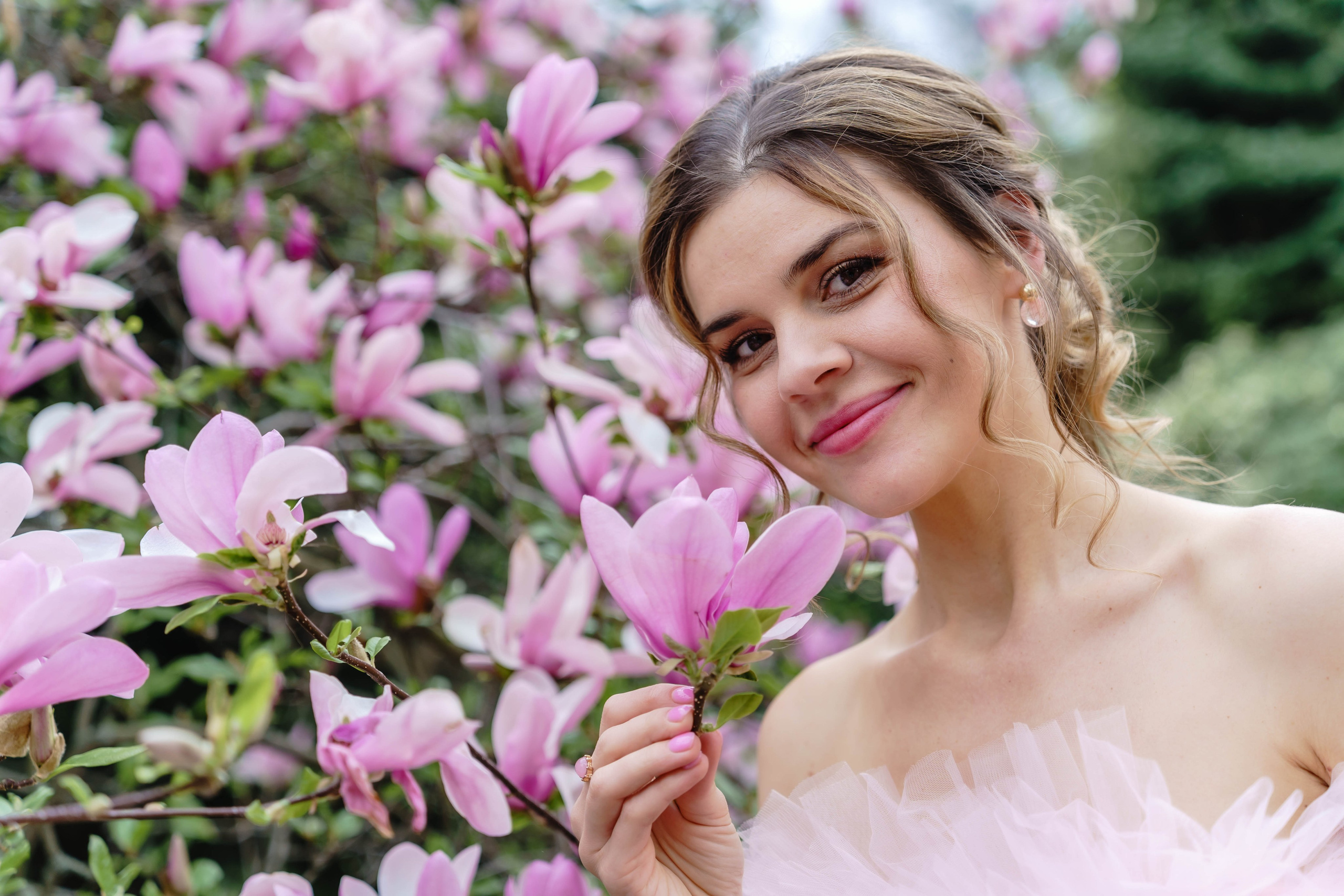 Фотосесія в магноліях. Сімейний фотограф Київ Наталія Шкаврон