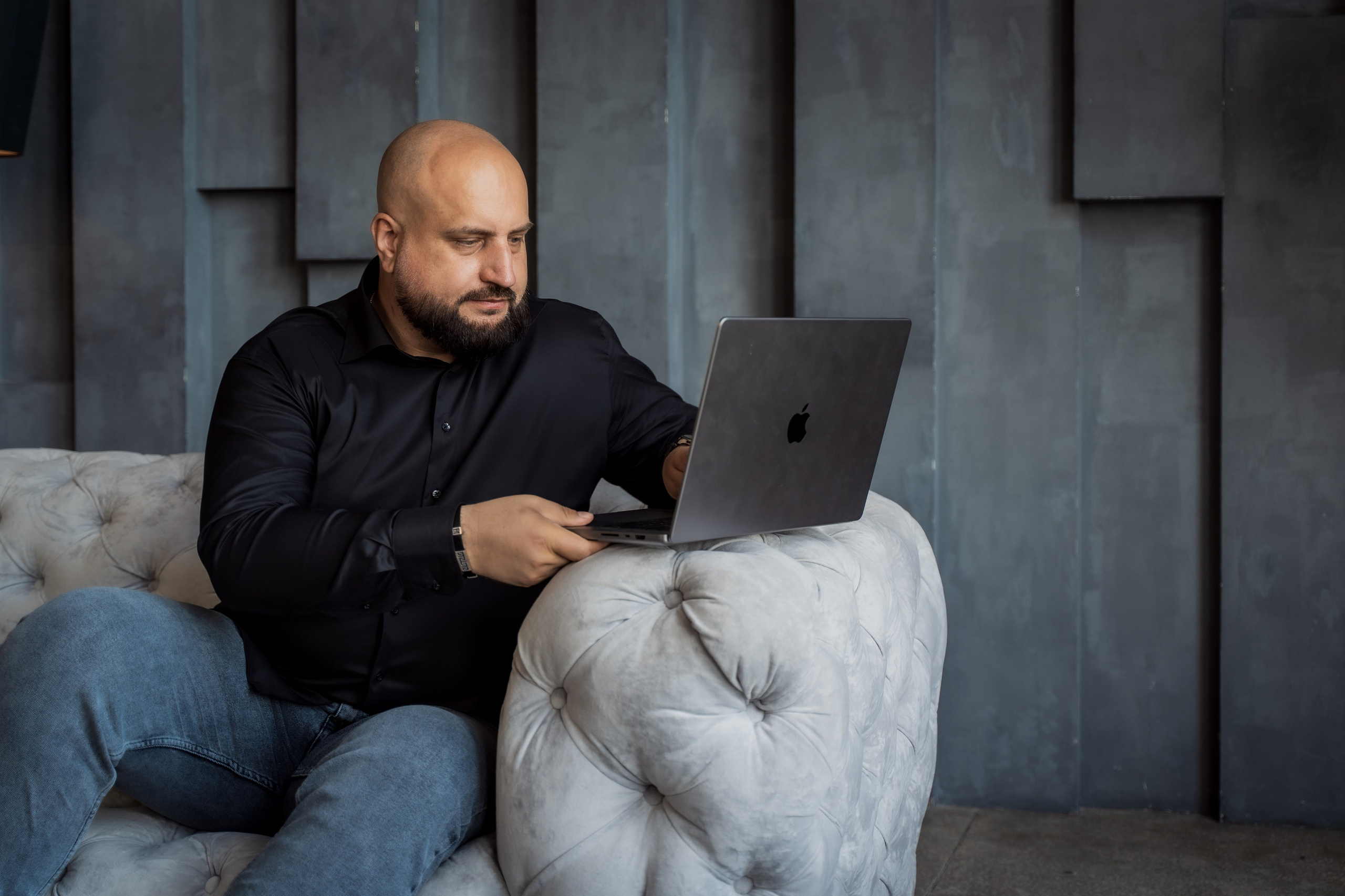 Чоловіча бренд фотосесія. Сімейний фотограф Київ Наталія Шкаврон