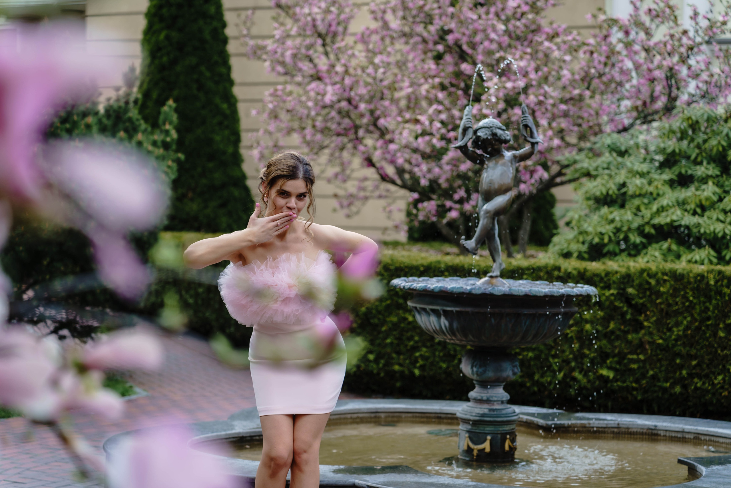 Фотосесія в магноліях. Сімейний фотограф Київ Наталія Шкаврон