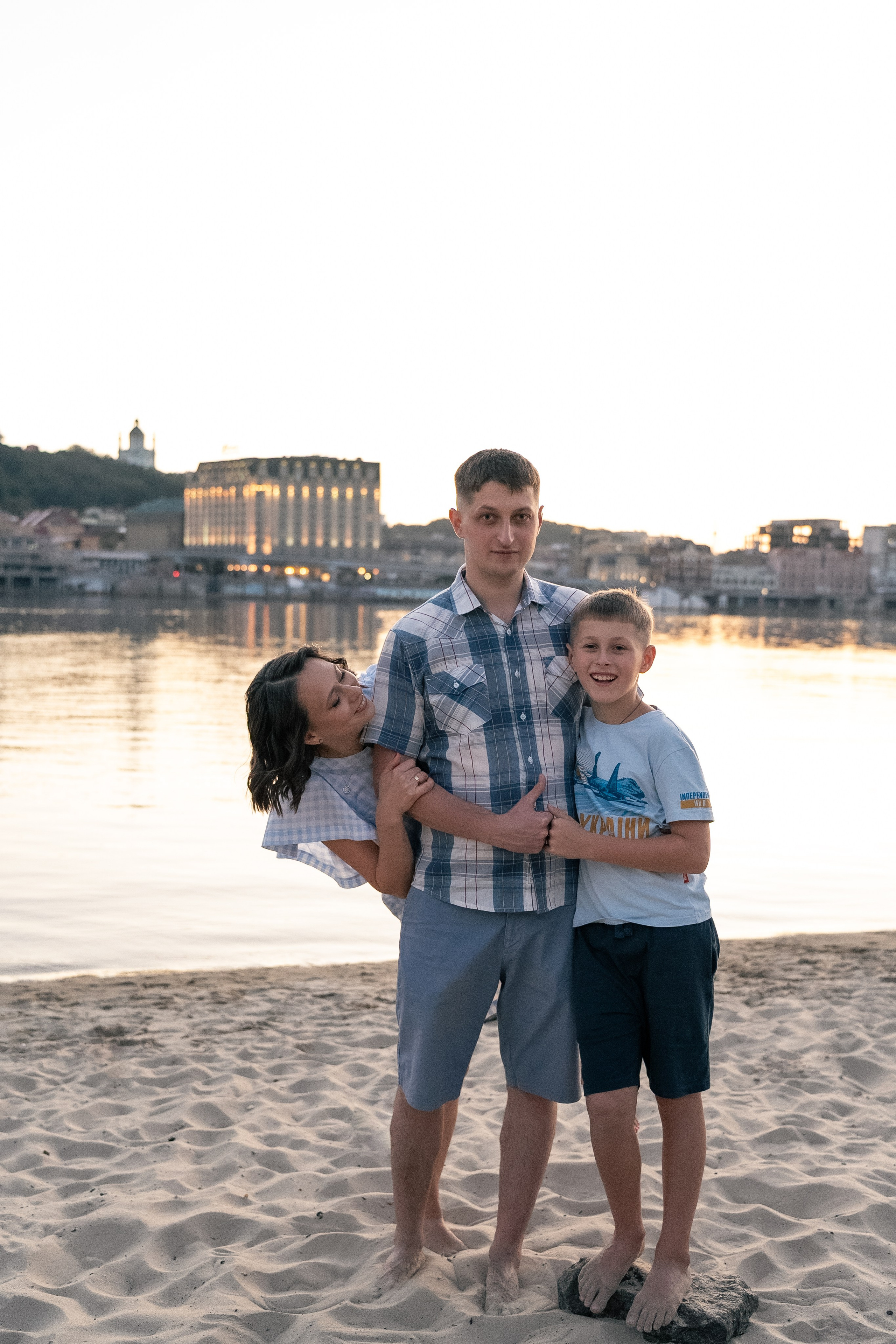 Сімейна фотосесія на Трухановому острові. Сімейний фотограф Київ Наталія Шкаврон